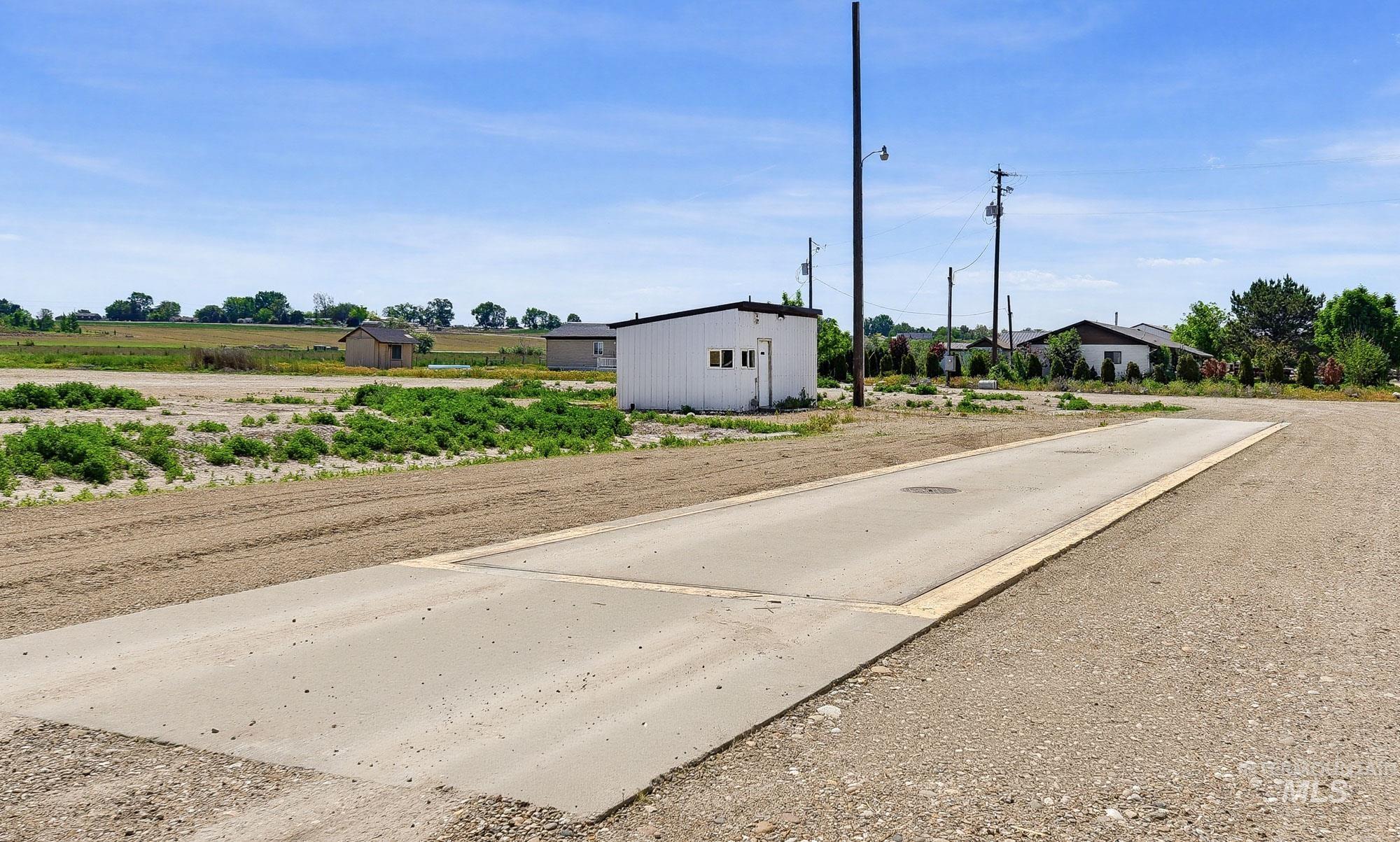 20079 Simplot Blvd Property Photo 8