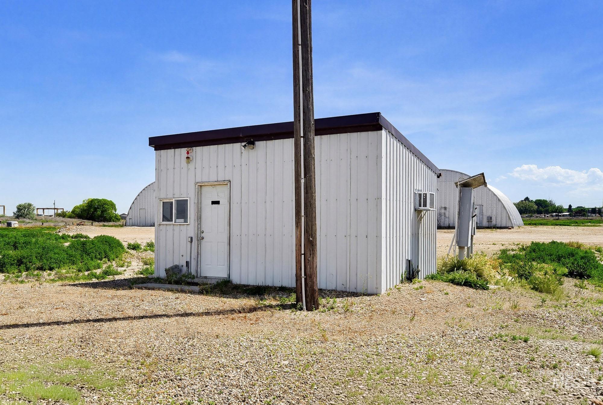 20079 Simplot Blvd Property Photo 9