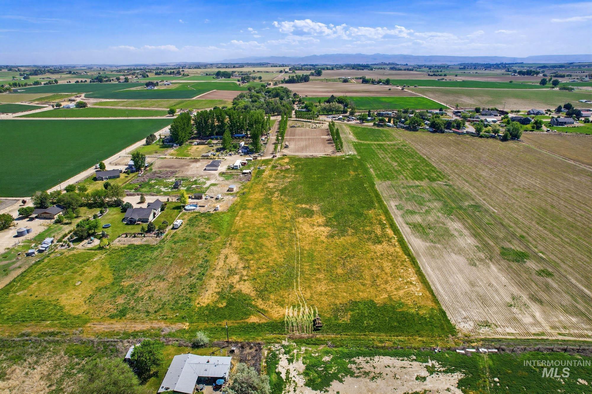 20079 Simplot Blvd Property Photo 23