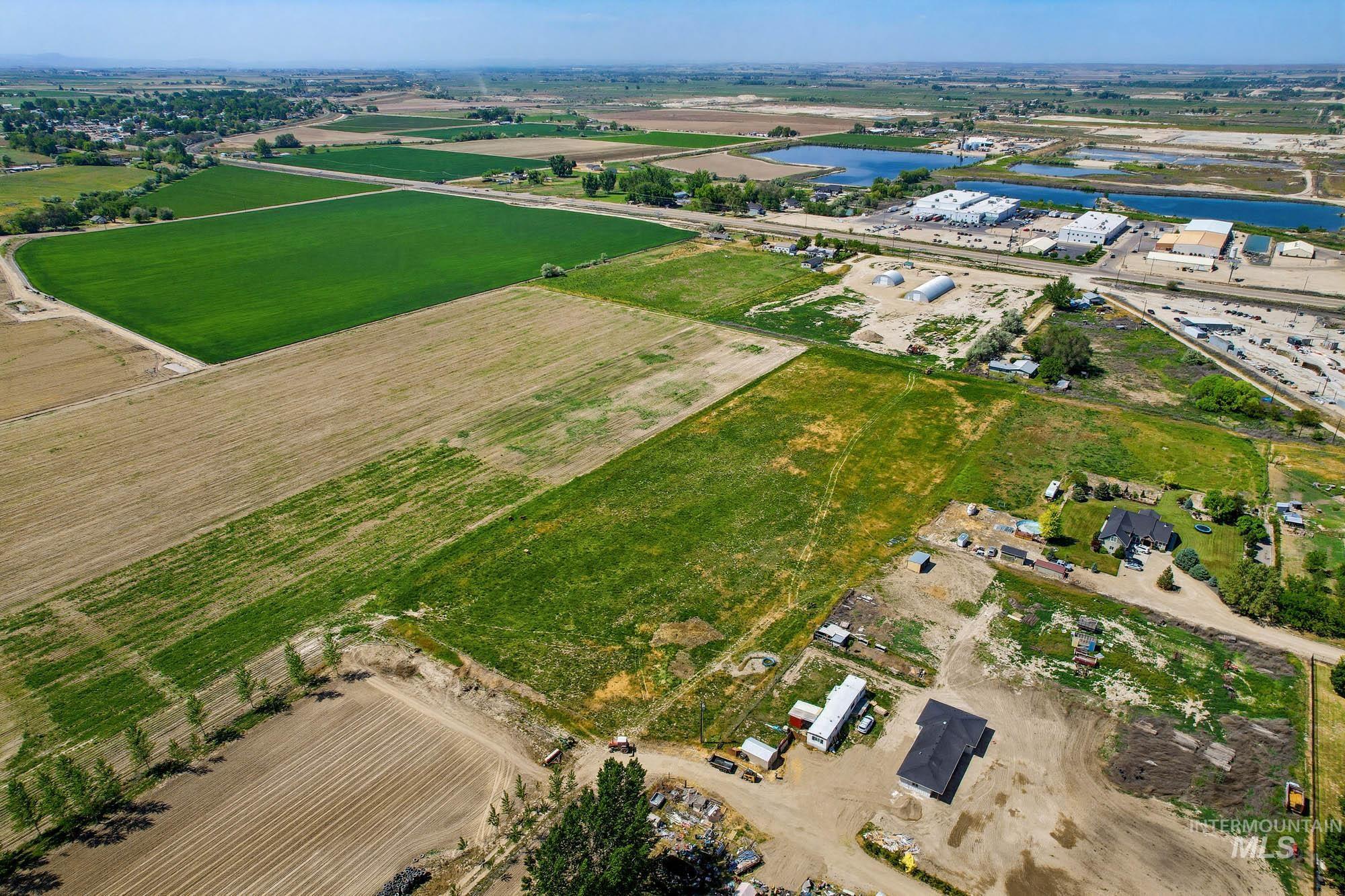 20079 Simplot Blvd Property Photo 25