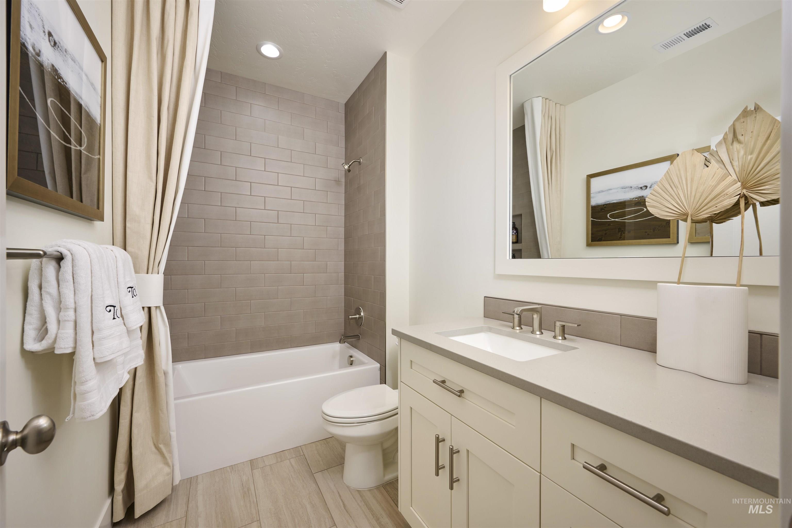 3340 N Del Sol Way Property Photo 16