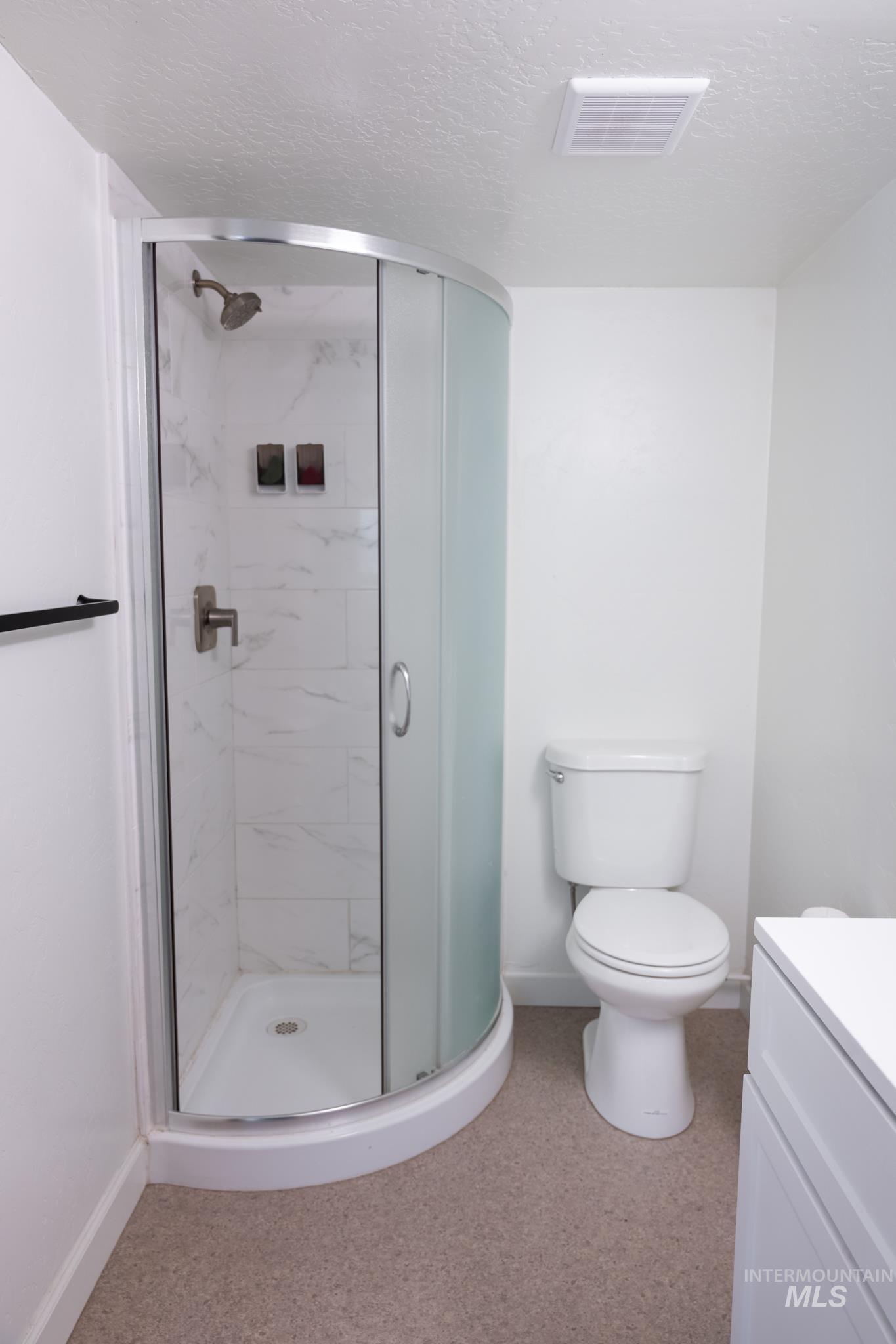 446 Perry Dr. Property Photo 26