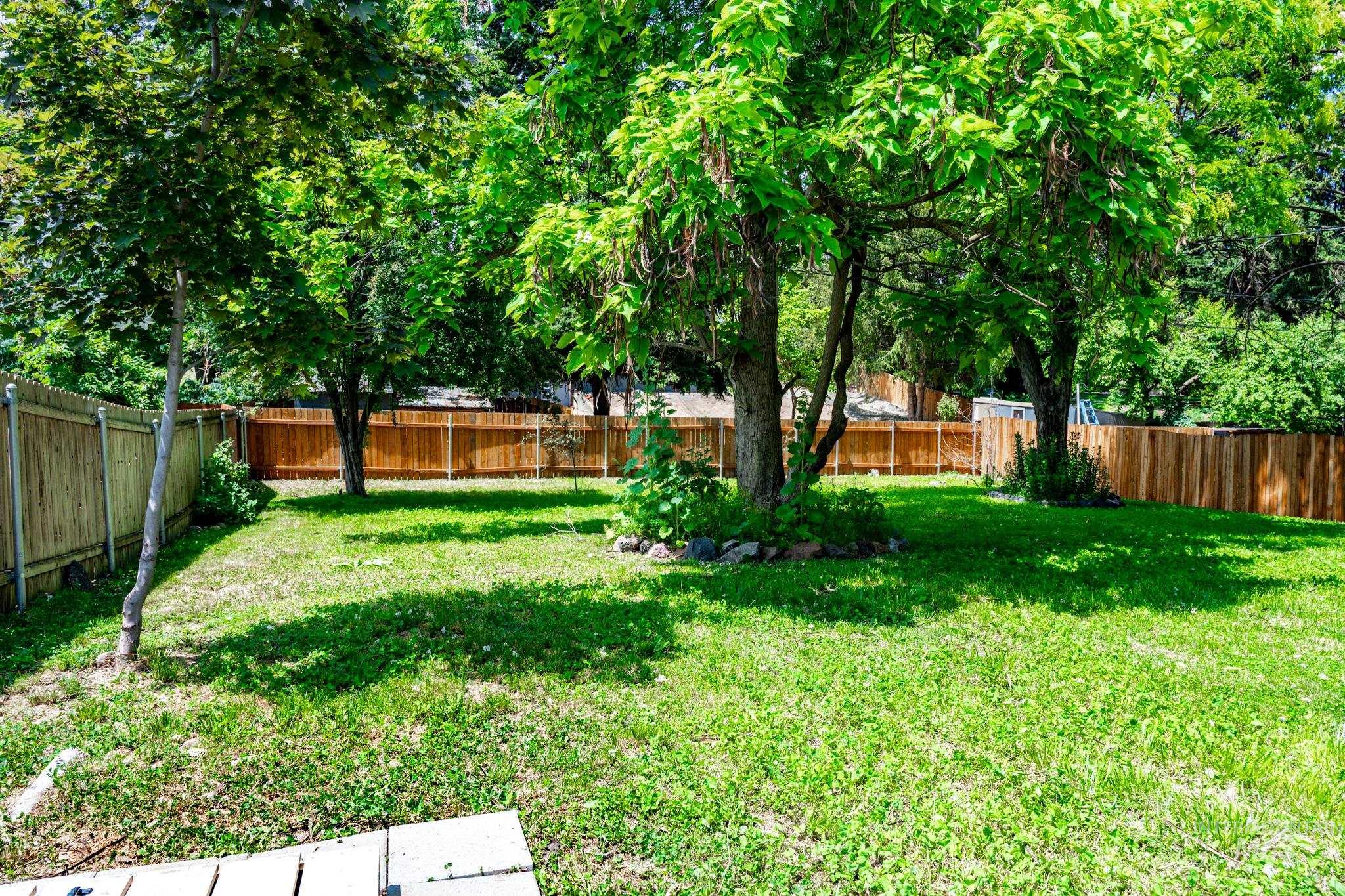 446 Perry Dr. Property Photo 43