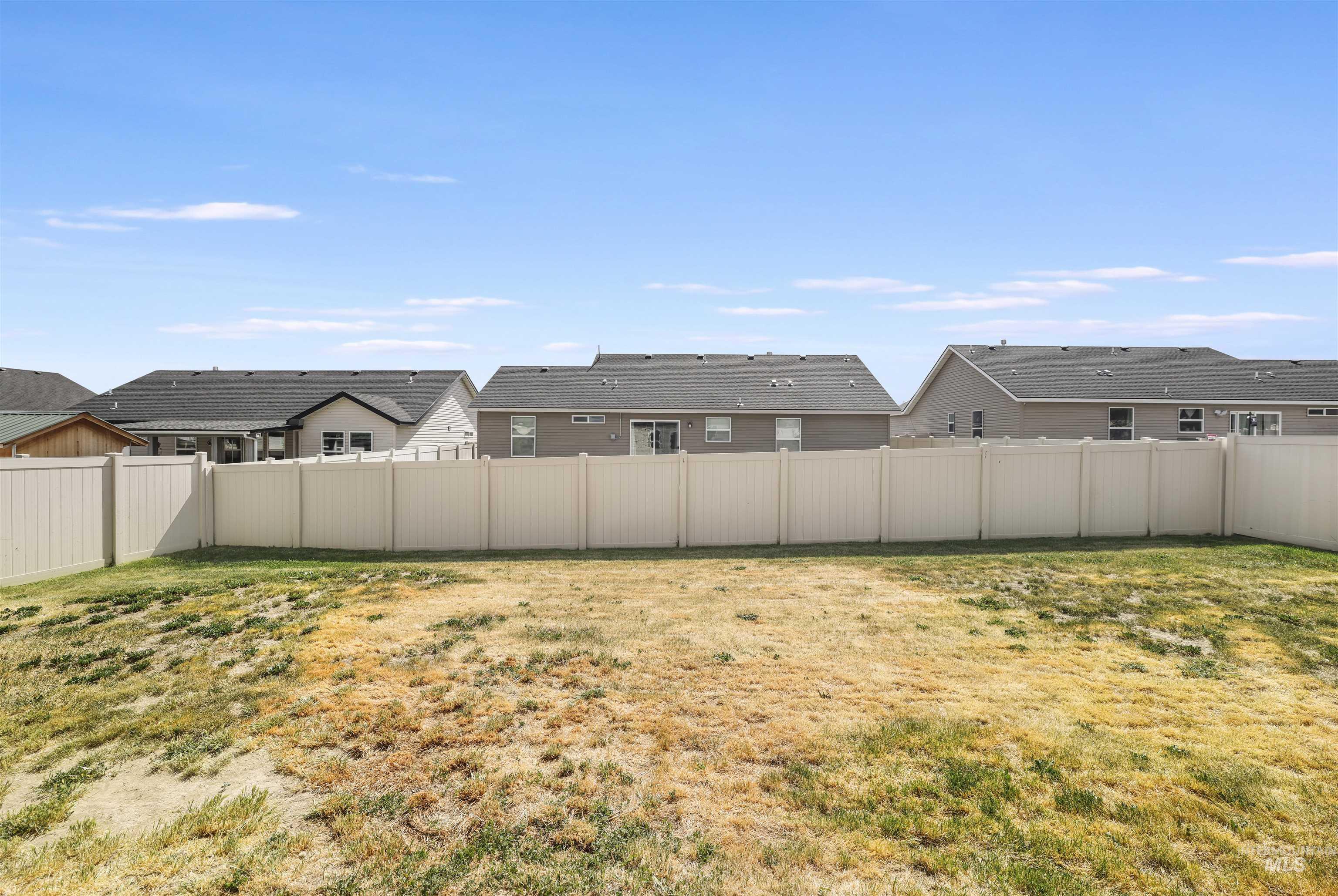 381 Benno St. Property Photo 25