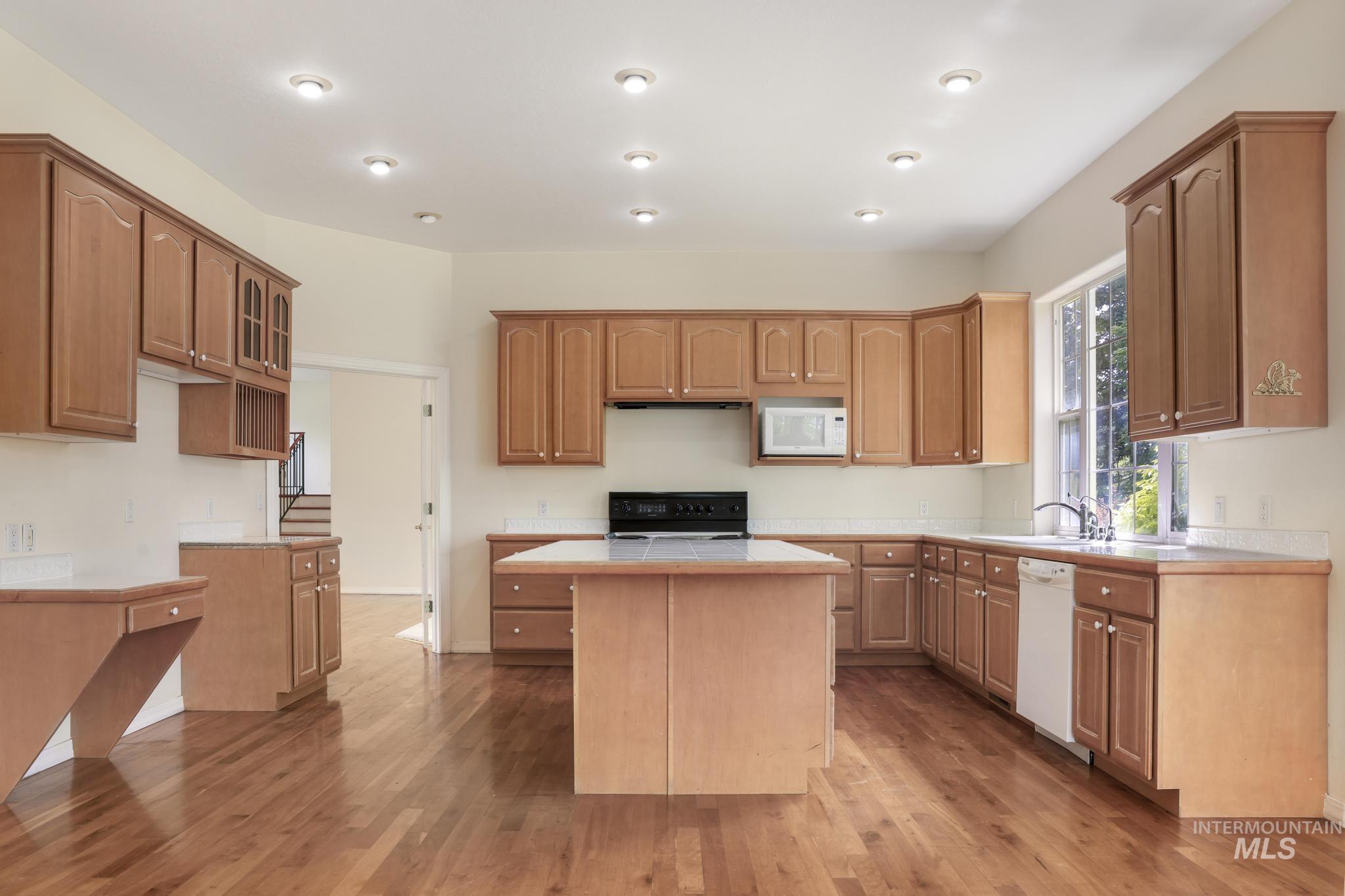 3711 N 2506 E Property Photo 10
