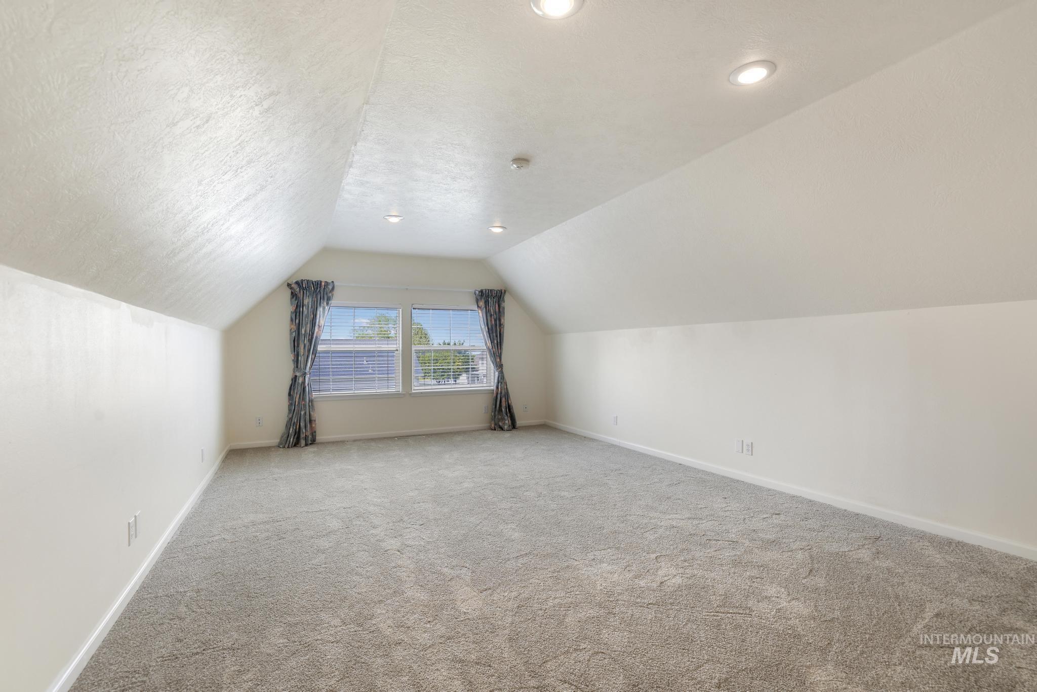 3711 N 2506 E Property Photo 37