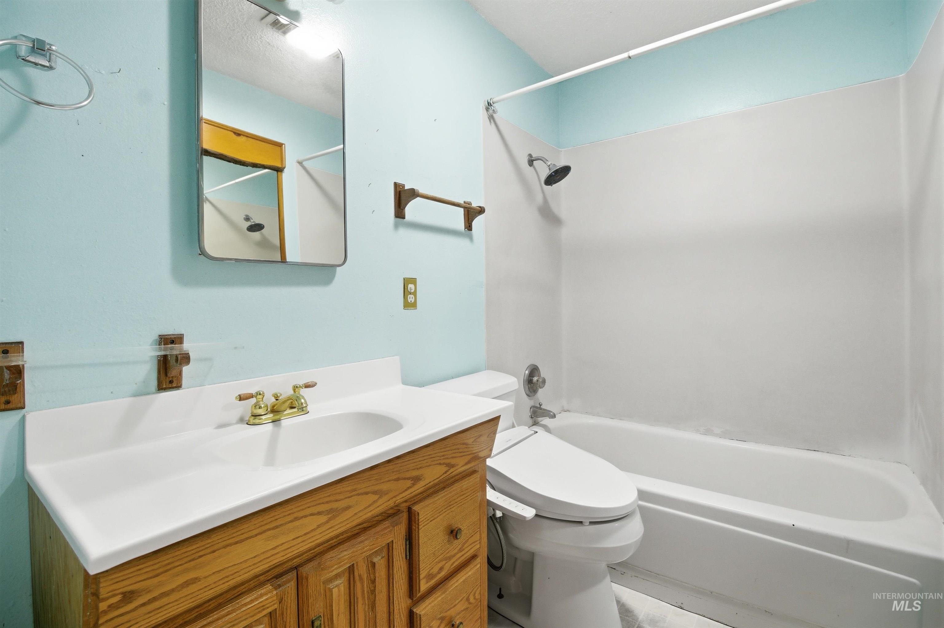 416 N Van Buren Property Photo 20
