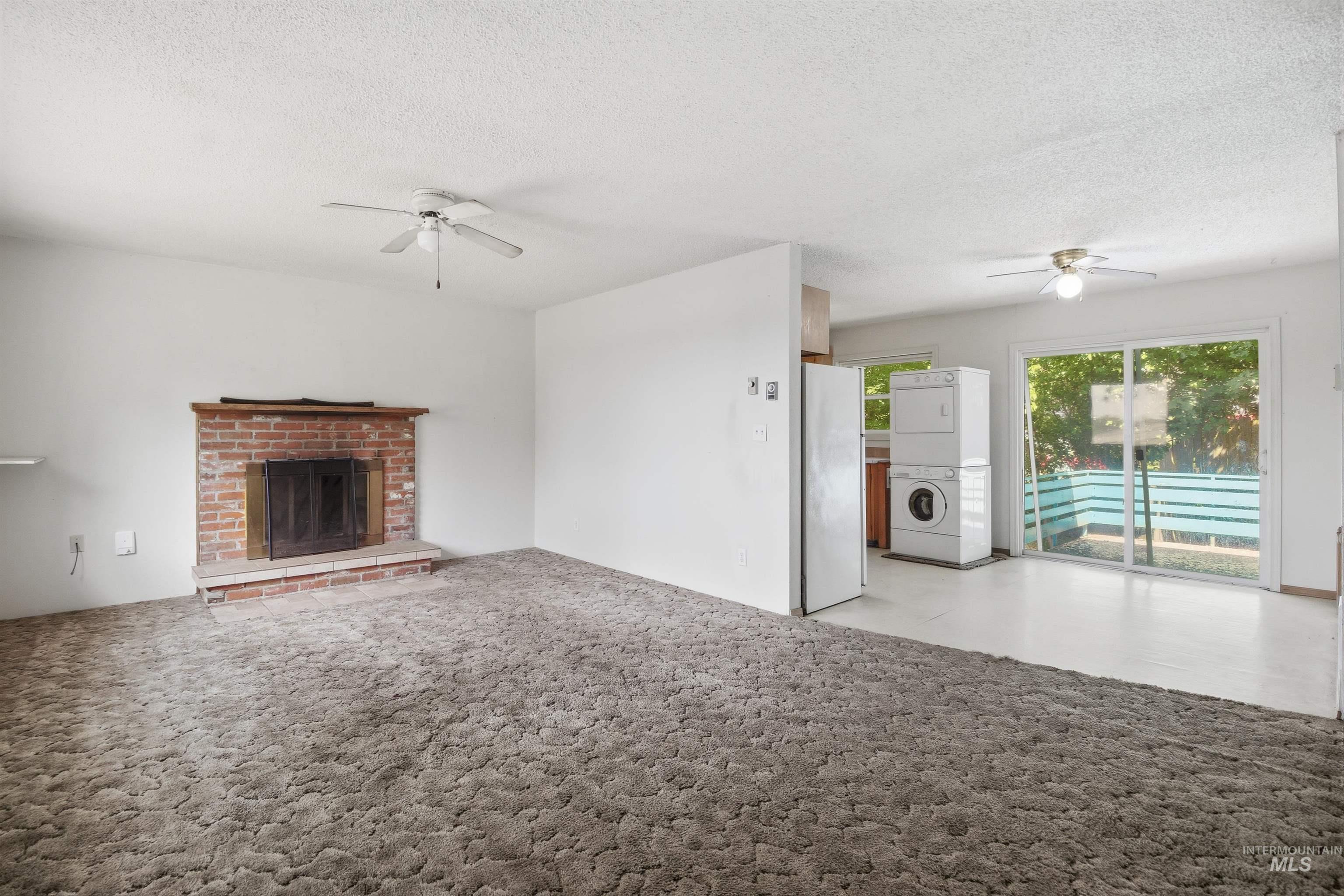416 N Van Buren Property Photo 27