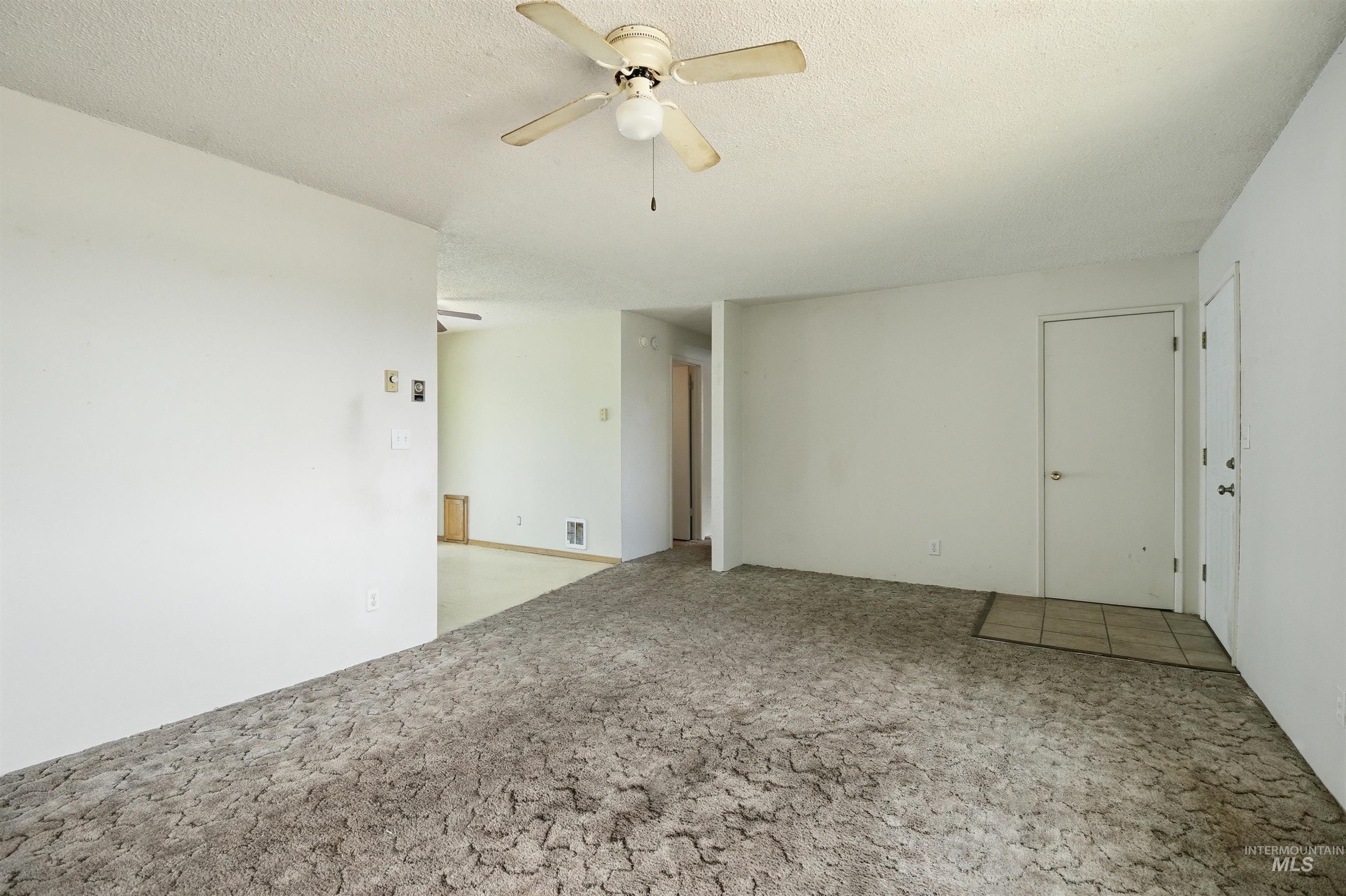 416 N Van Buren Property Photo 28