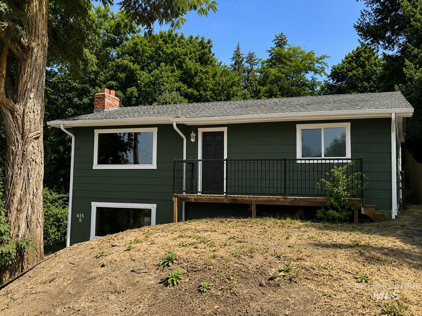 416 N Van Buren Property Photo 47