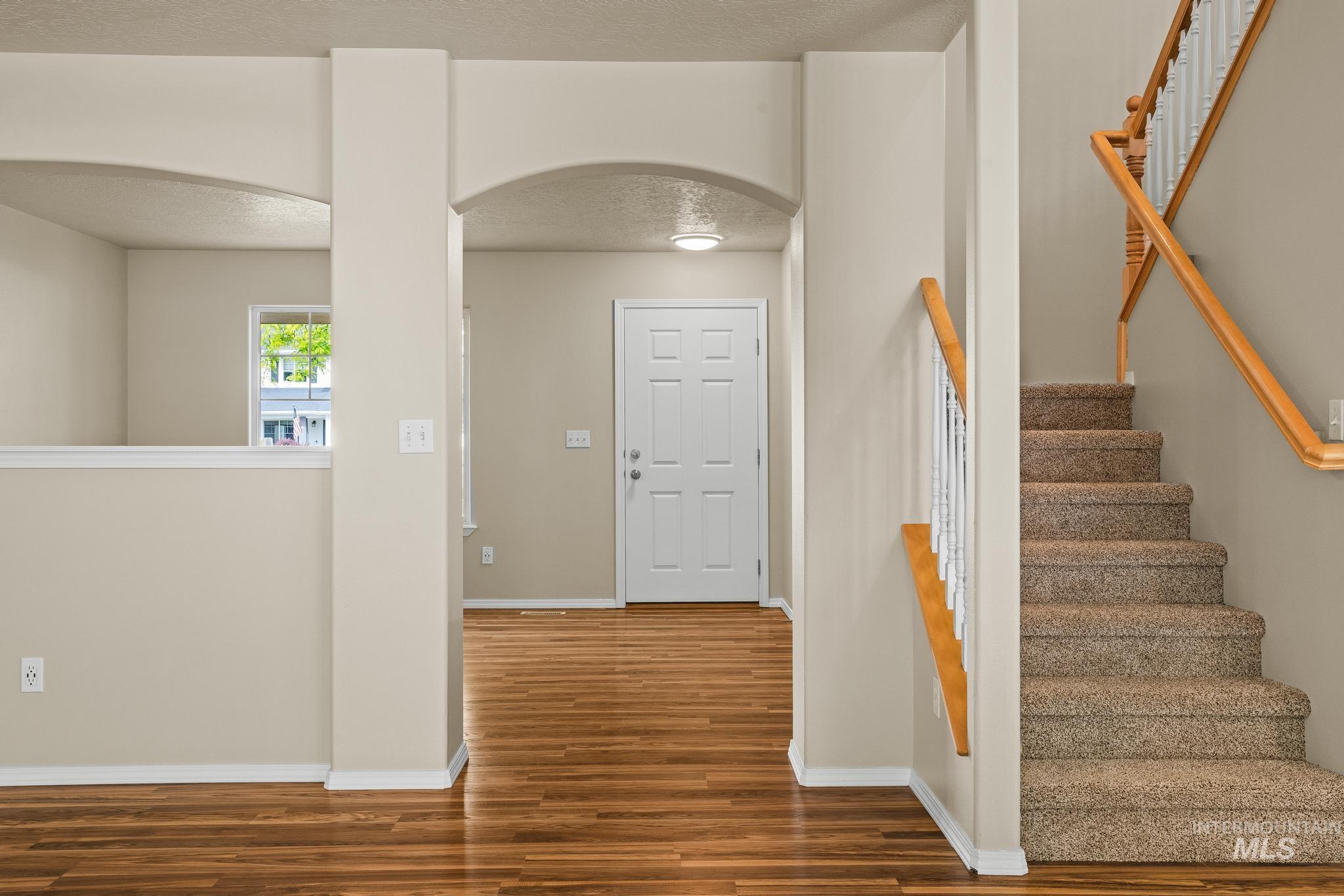 3359 N Macon Pl Property Photo 5