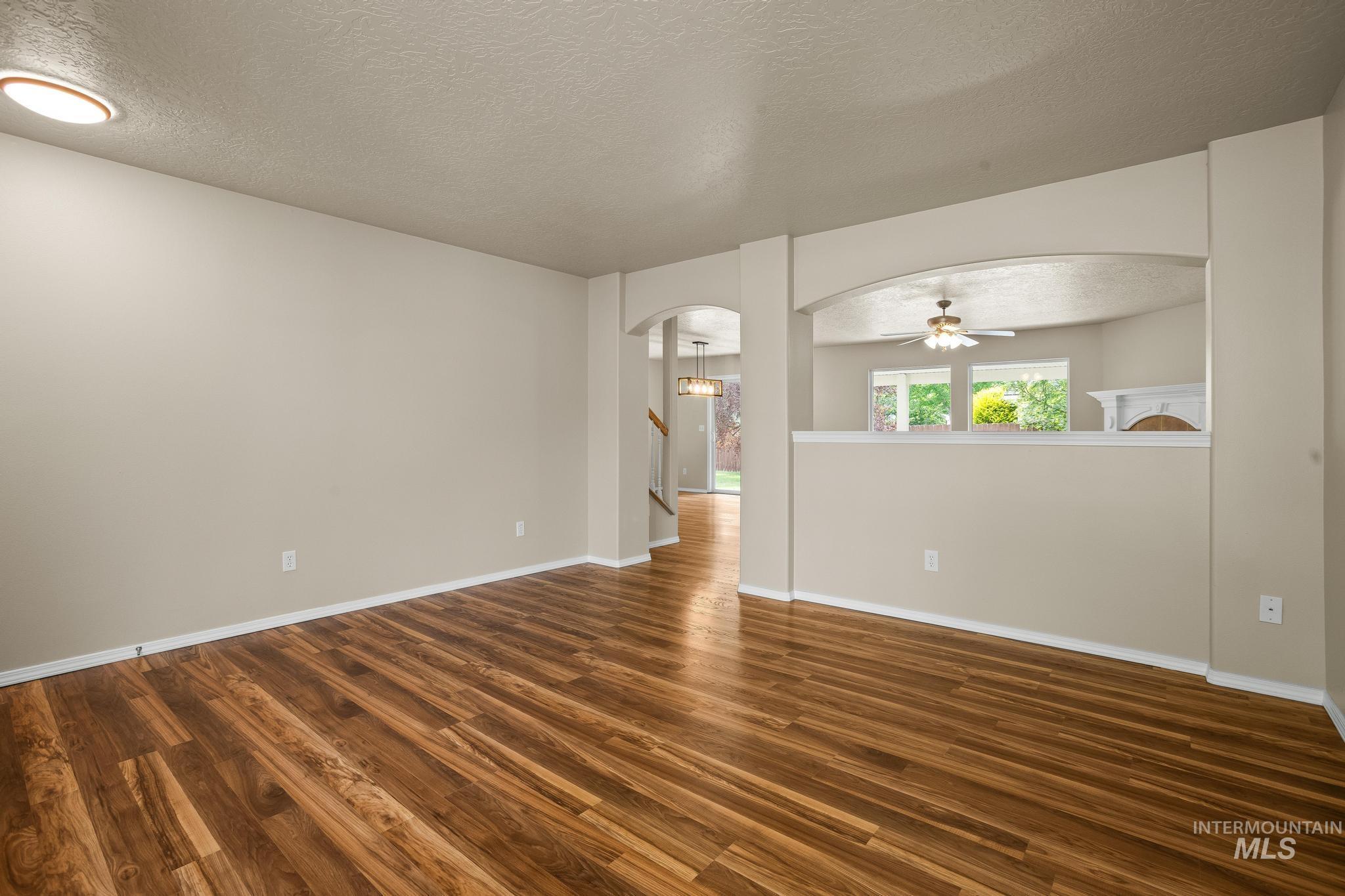 3359 N Macon Pl Property Photo 7