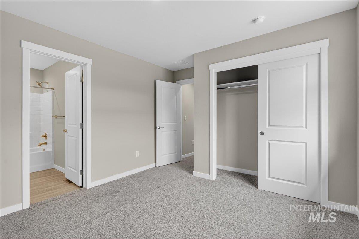 3695 S Anise Ave Property Photo 37