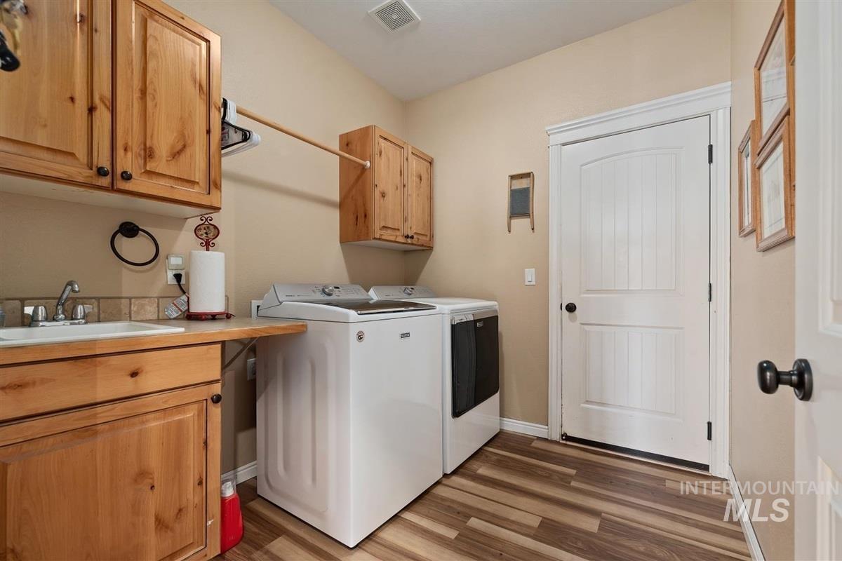 9415 N Highway 52 Property Photo 29