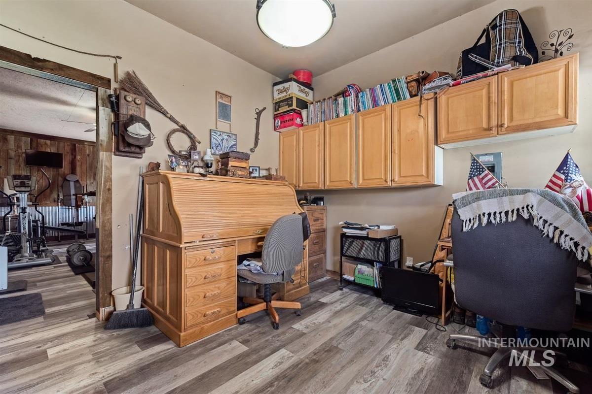 9415 N Highway 52 Property Photo 41