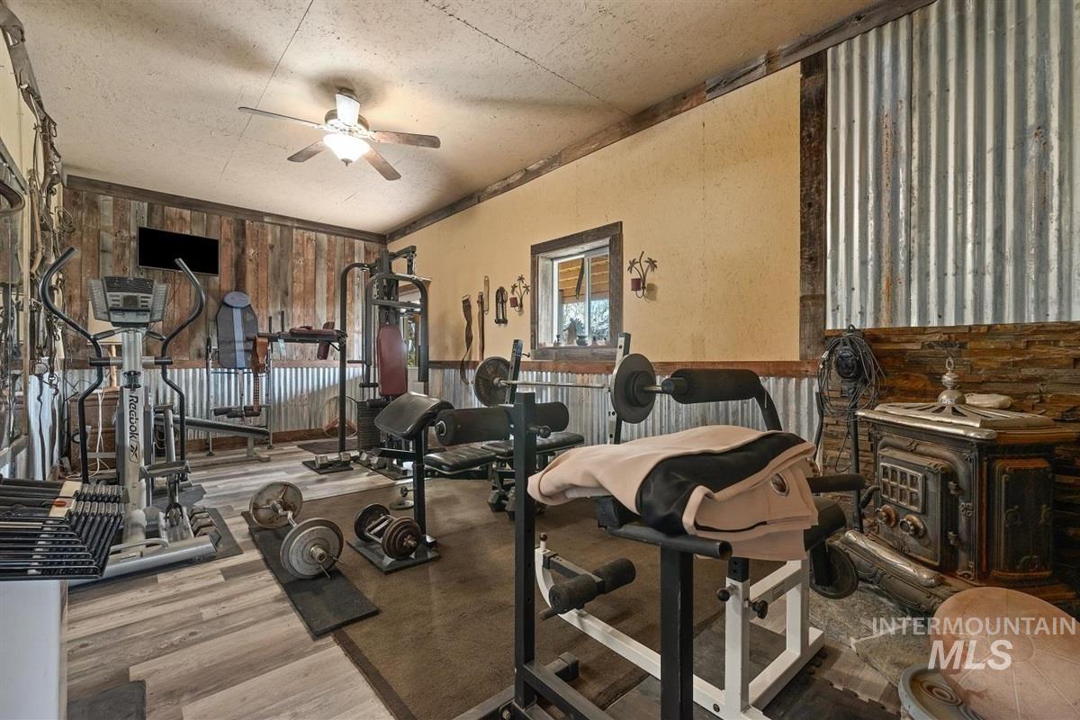 9415 N Highway 52 Property Photo 42
