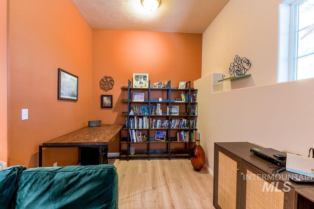 801 Conestoga Dr Property Photo 34