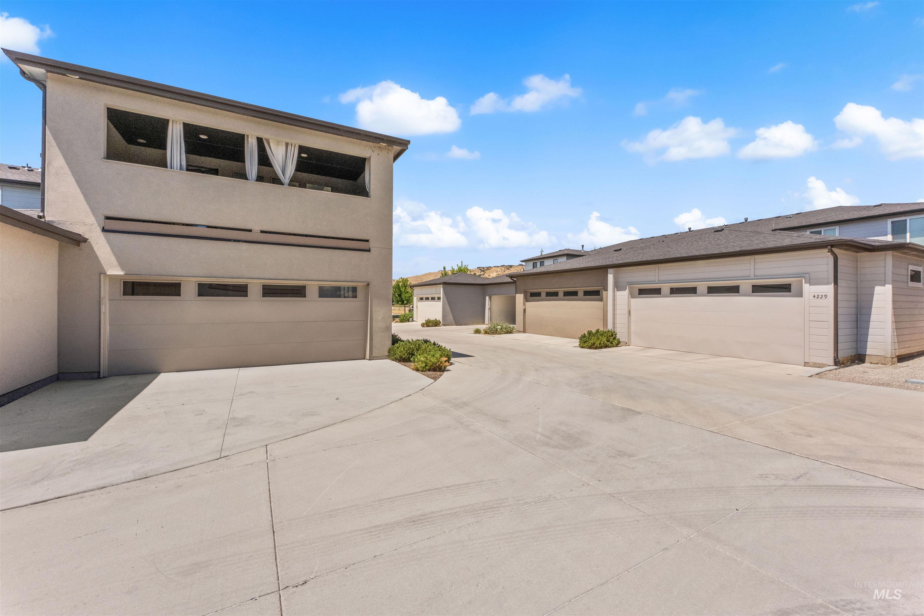 3180 S Barnside Way Property Photo 41