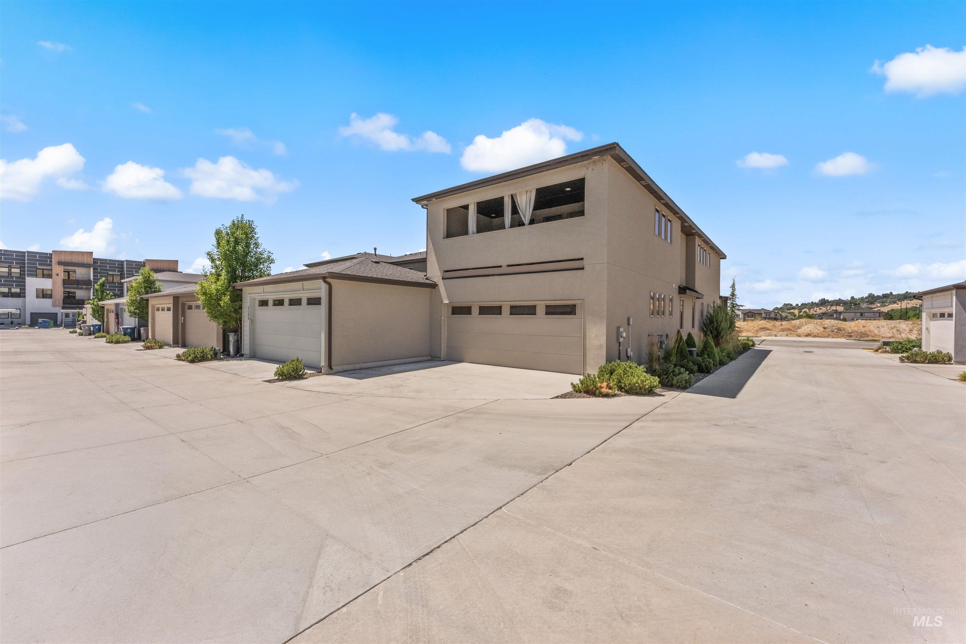 3180 S Barnside Way Property Photo 42