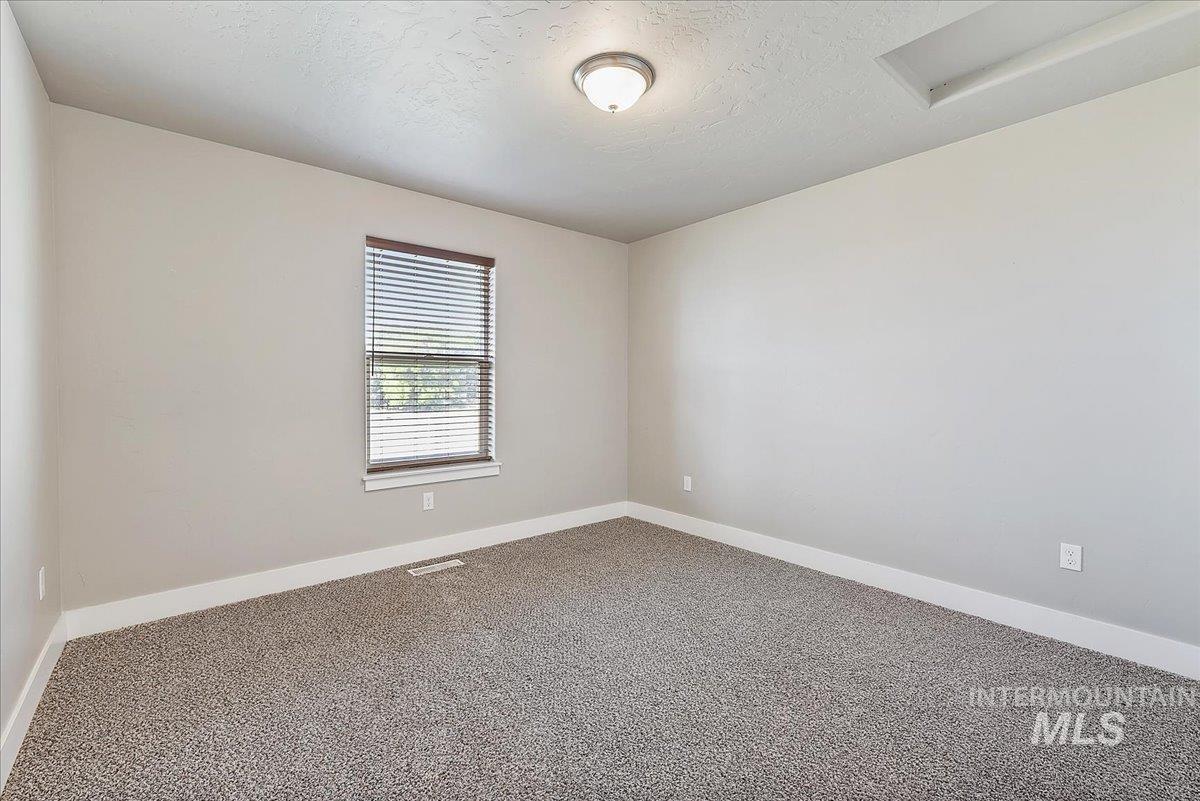 20145 Kremmwood Dr. Property Photo 13