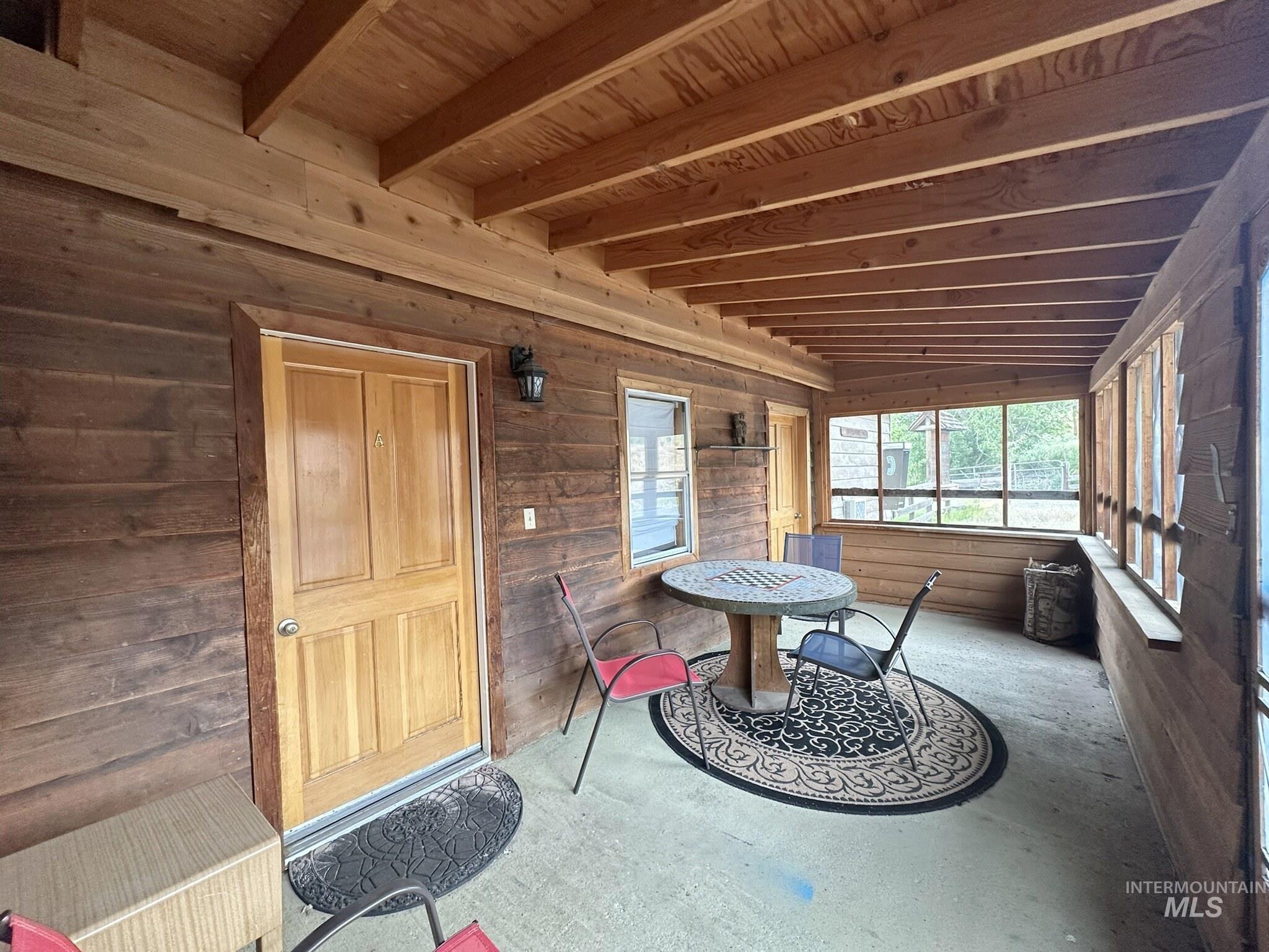 49130 Happy Valley Rd Property Photo 7