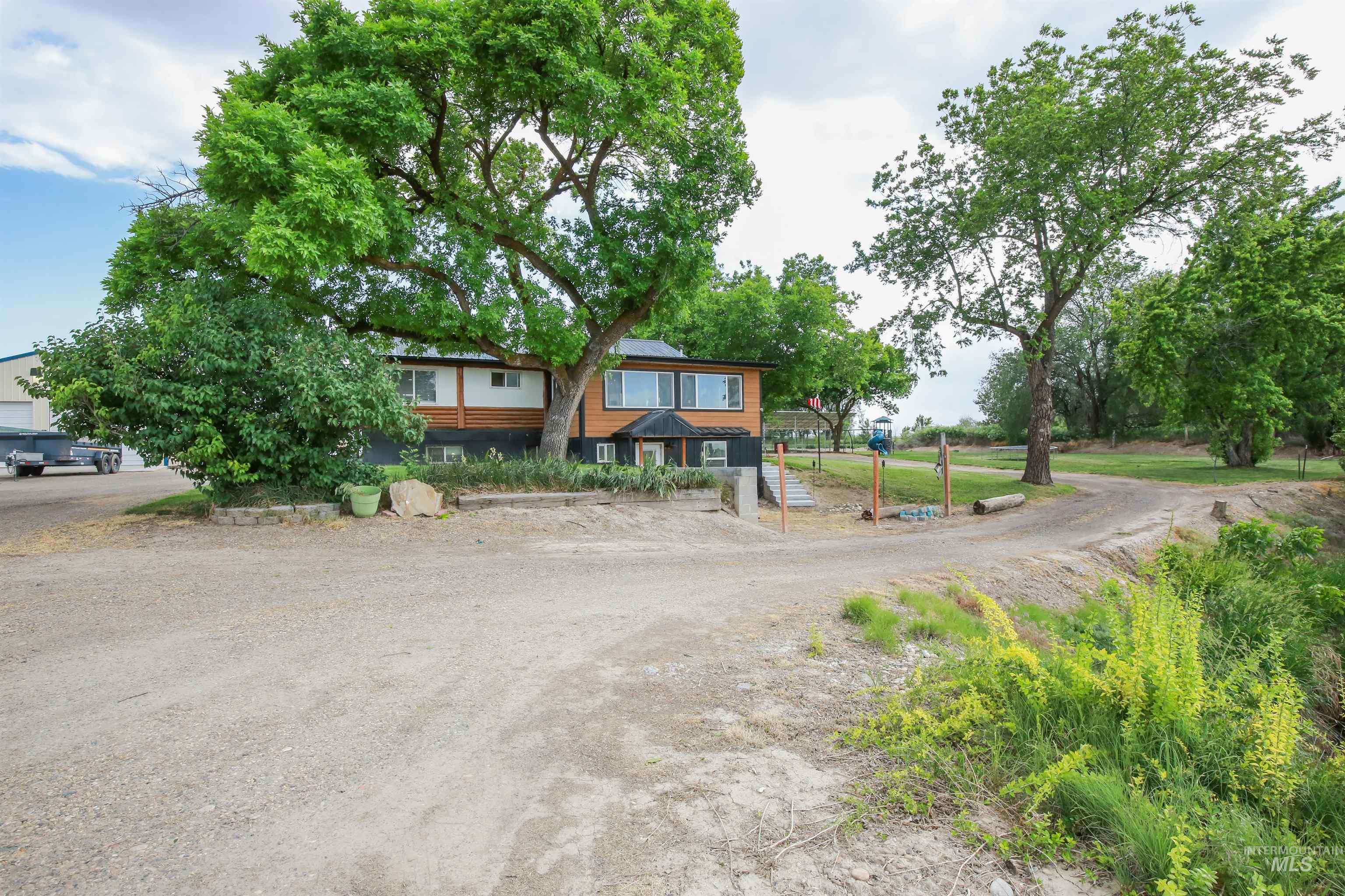 3733 Hwy 30 W Property Photo 7