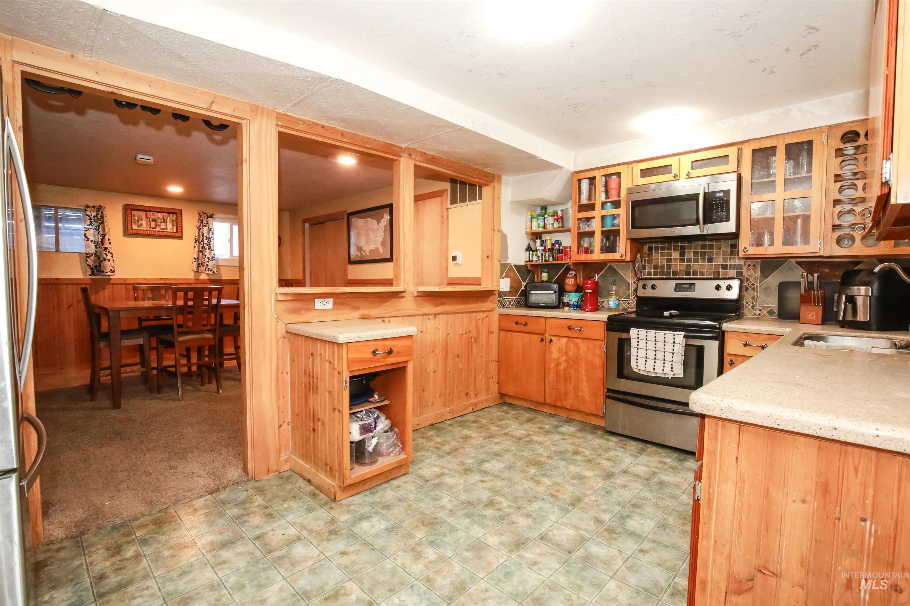 3733 Hwy 30 W Property Photo 20