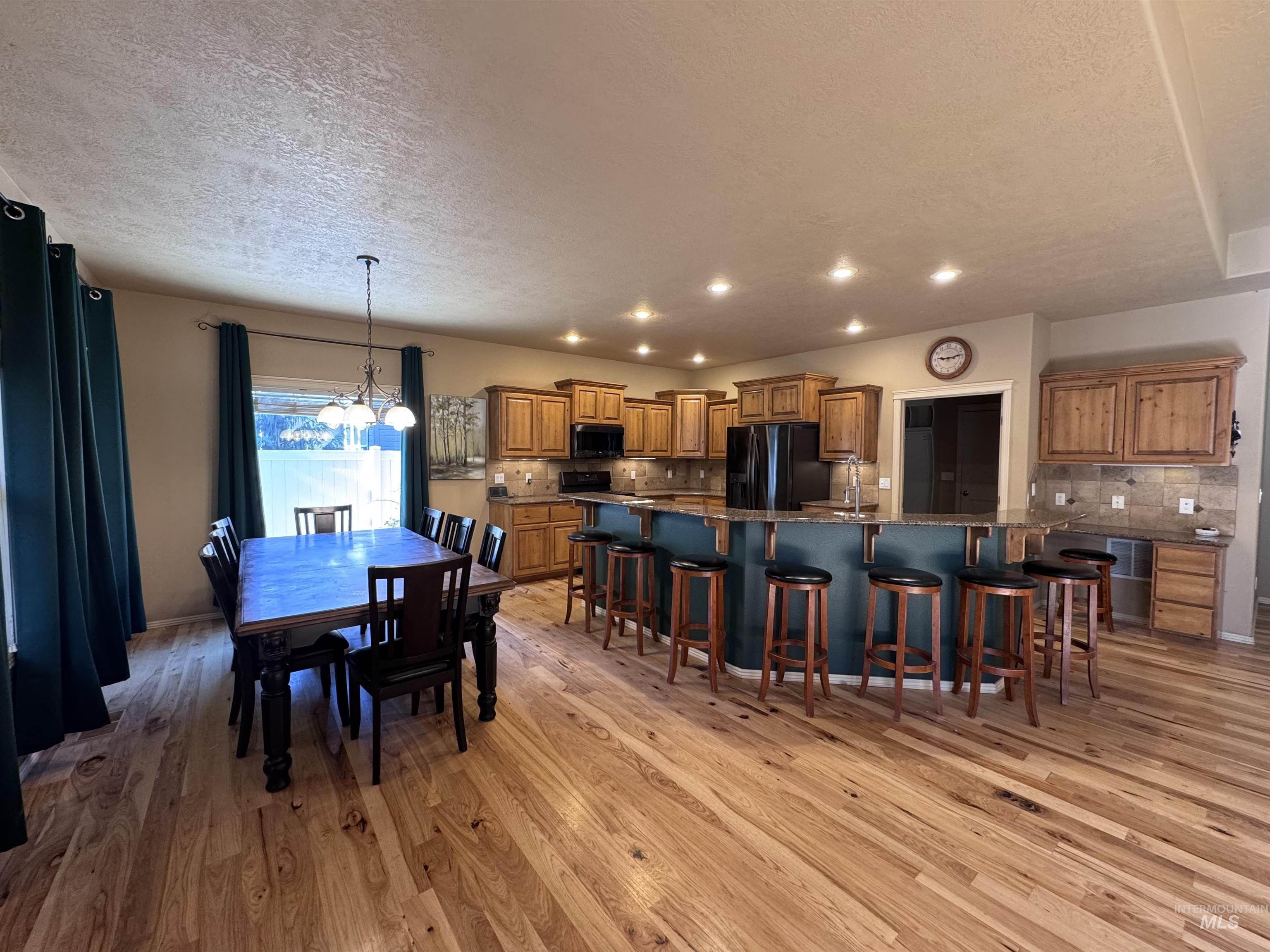 2794 S Kylee Place Property Photo 5