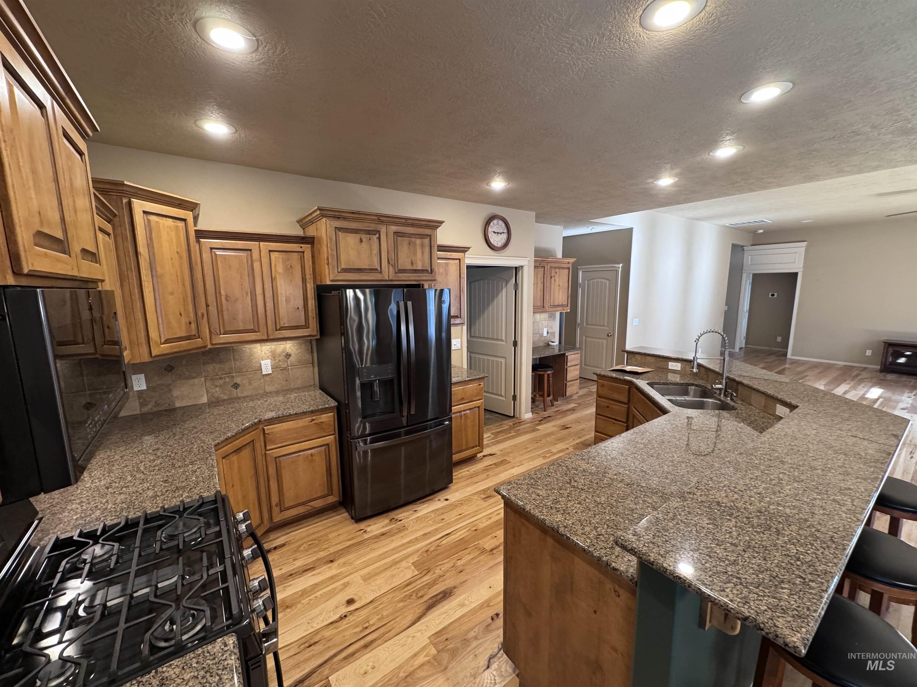 2794 S Kylee Place Property Photo 6