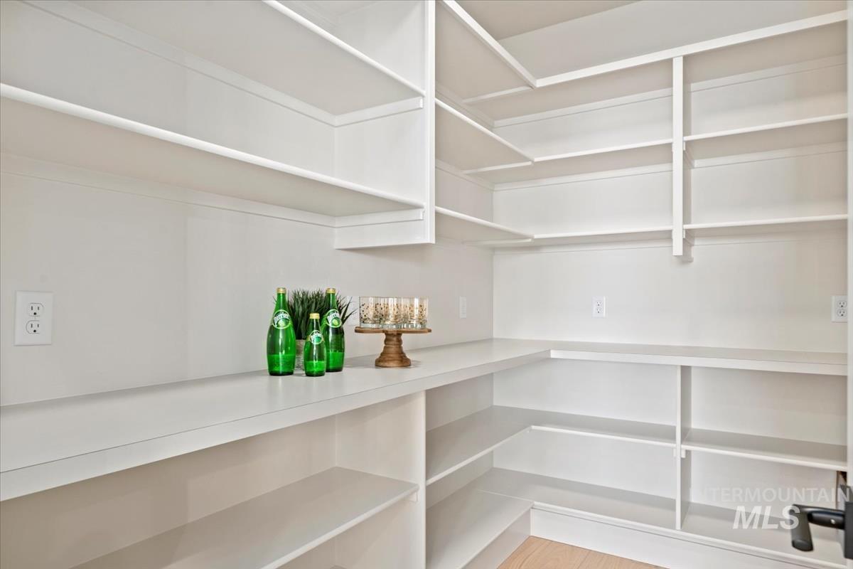 7603 Brown Way Property Photo 18