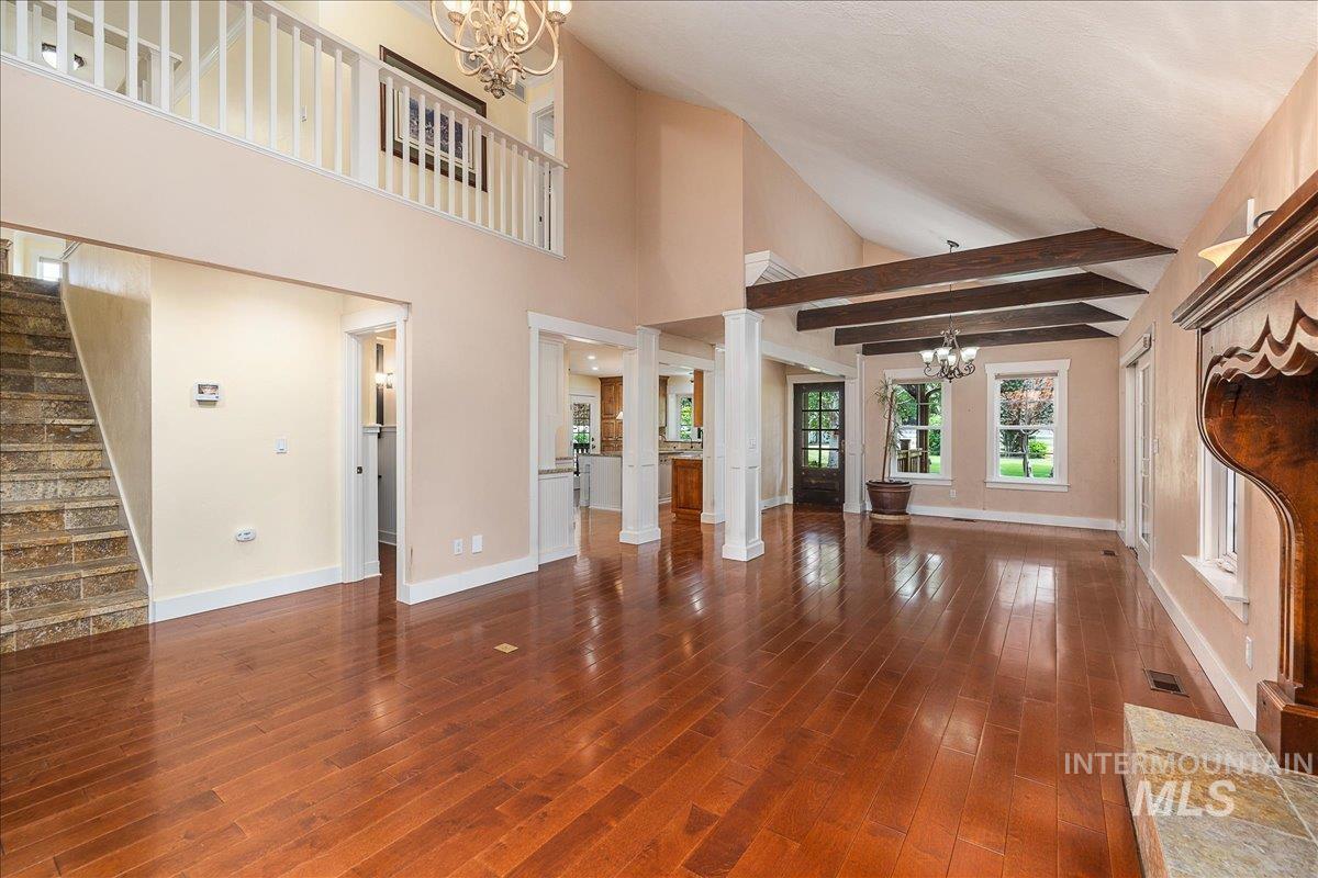 10060 W Rolling Hills Dr. Property Photo 10