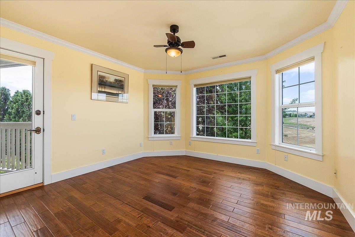 10060 W Rolling Hills Dr. Property Photo 16