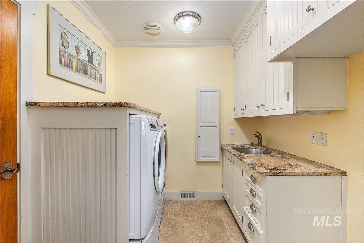 10060 W Rolling Hills Dr. Property Photo 21