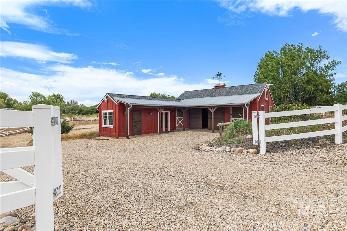 10060 W Rolling Hills Dr. Property Photo 31