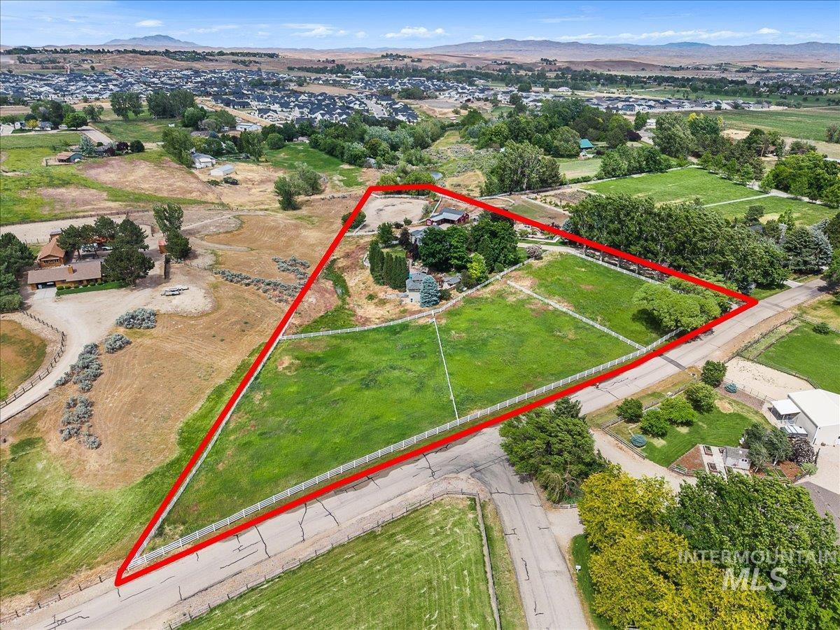 10060 W Rolling Hills Dr. Property Photo 43