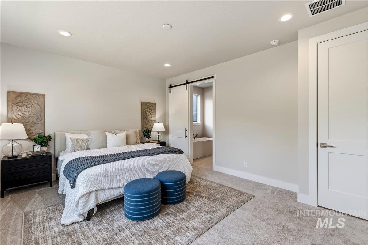 1173 W Malbar St Property Photo 14