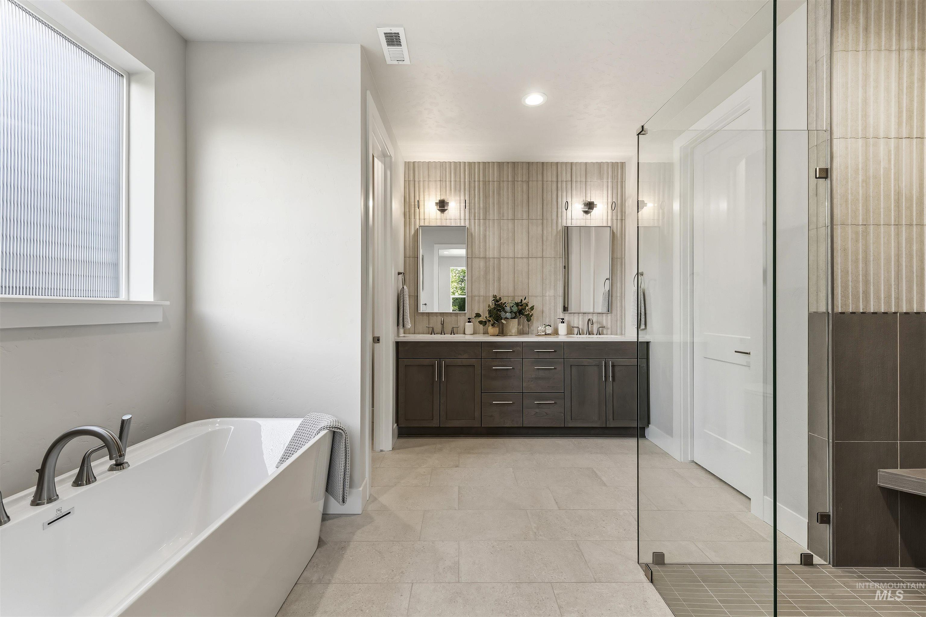 1173 W Malbar St Property Photo 17