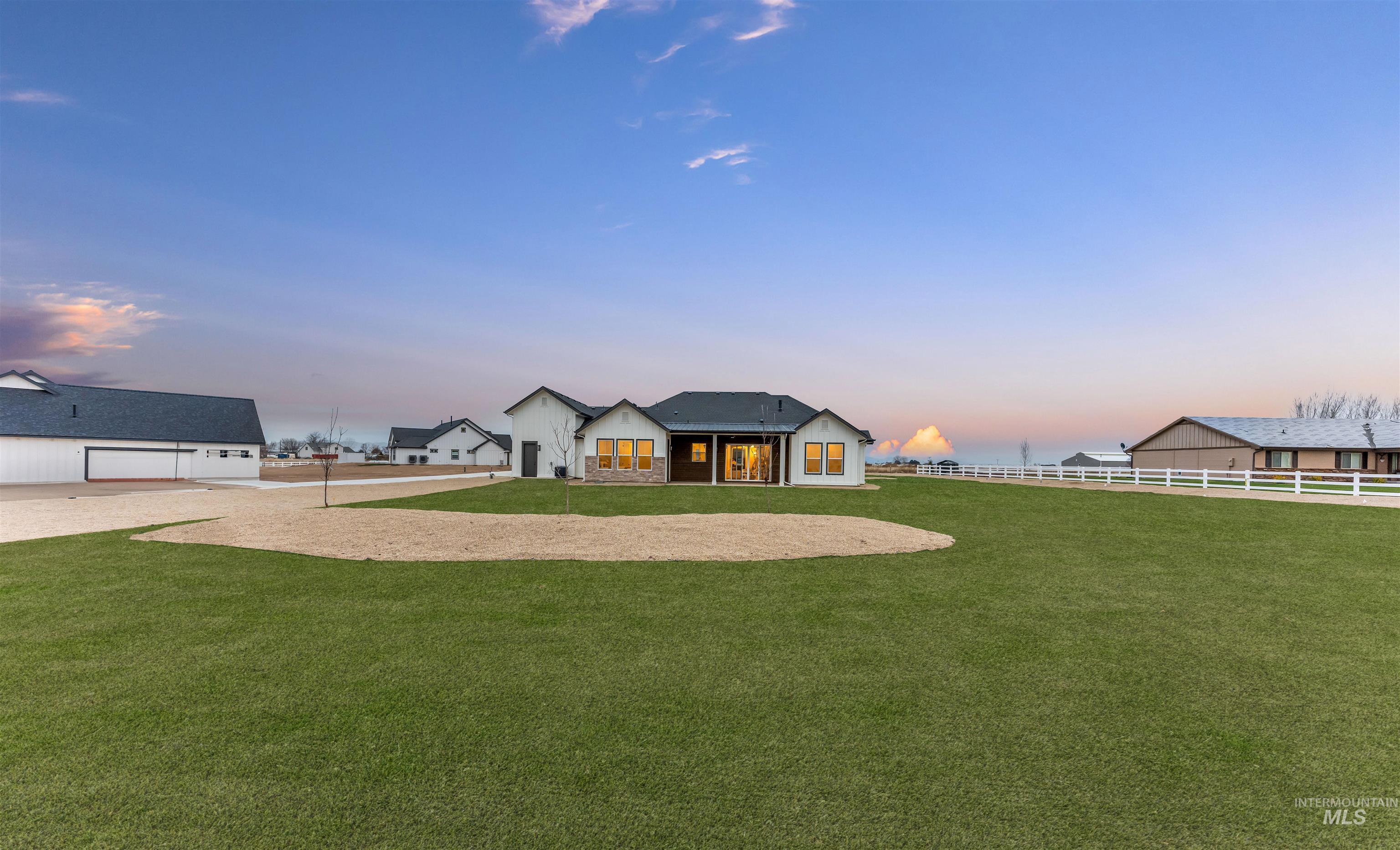 7786 Minam Dr Property Photo 24