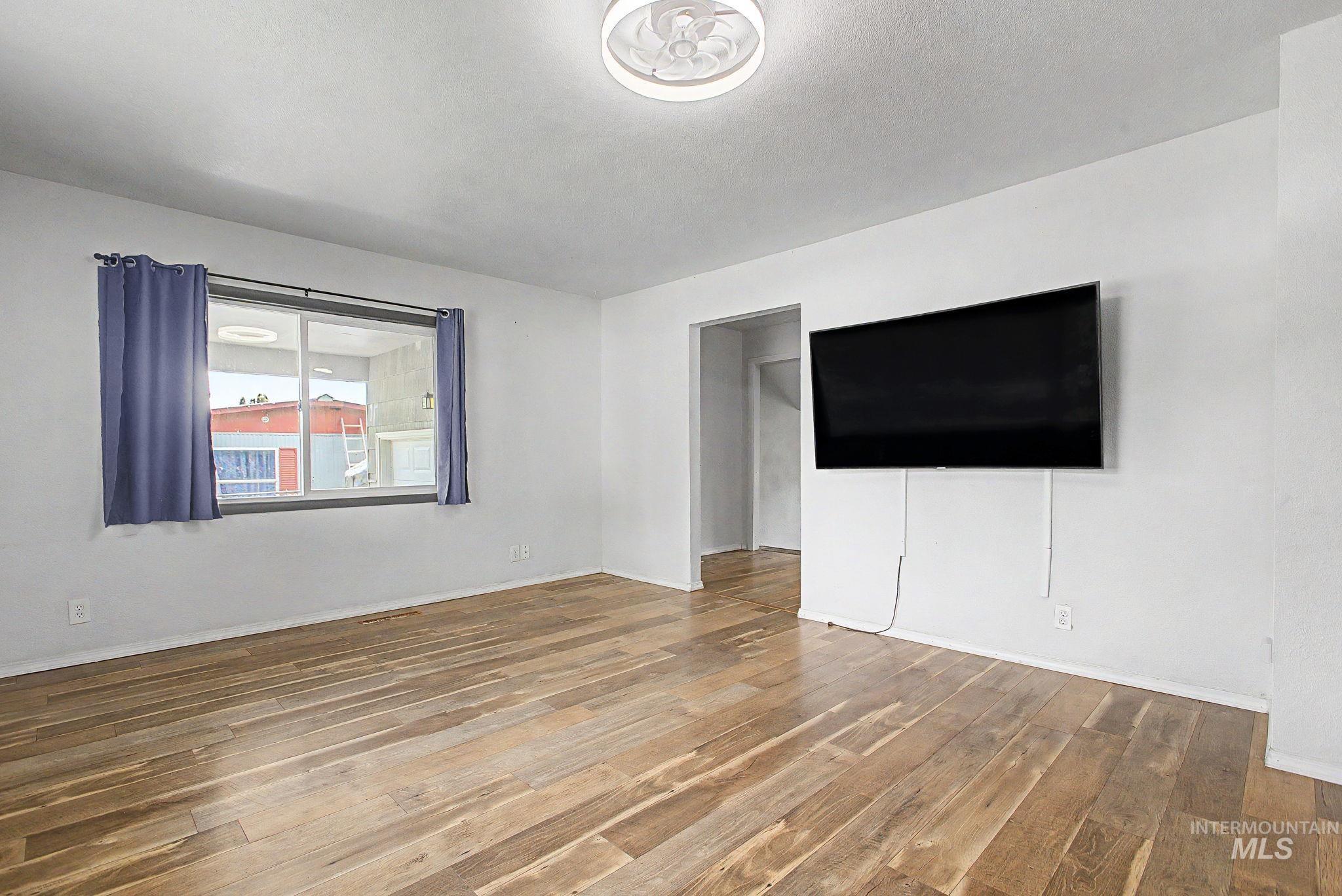 1203 20th Avenue Property Photo 6
