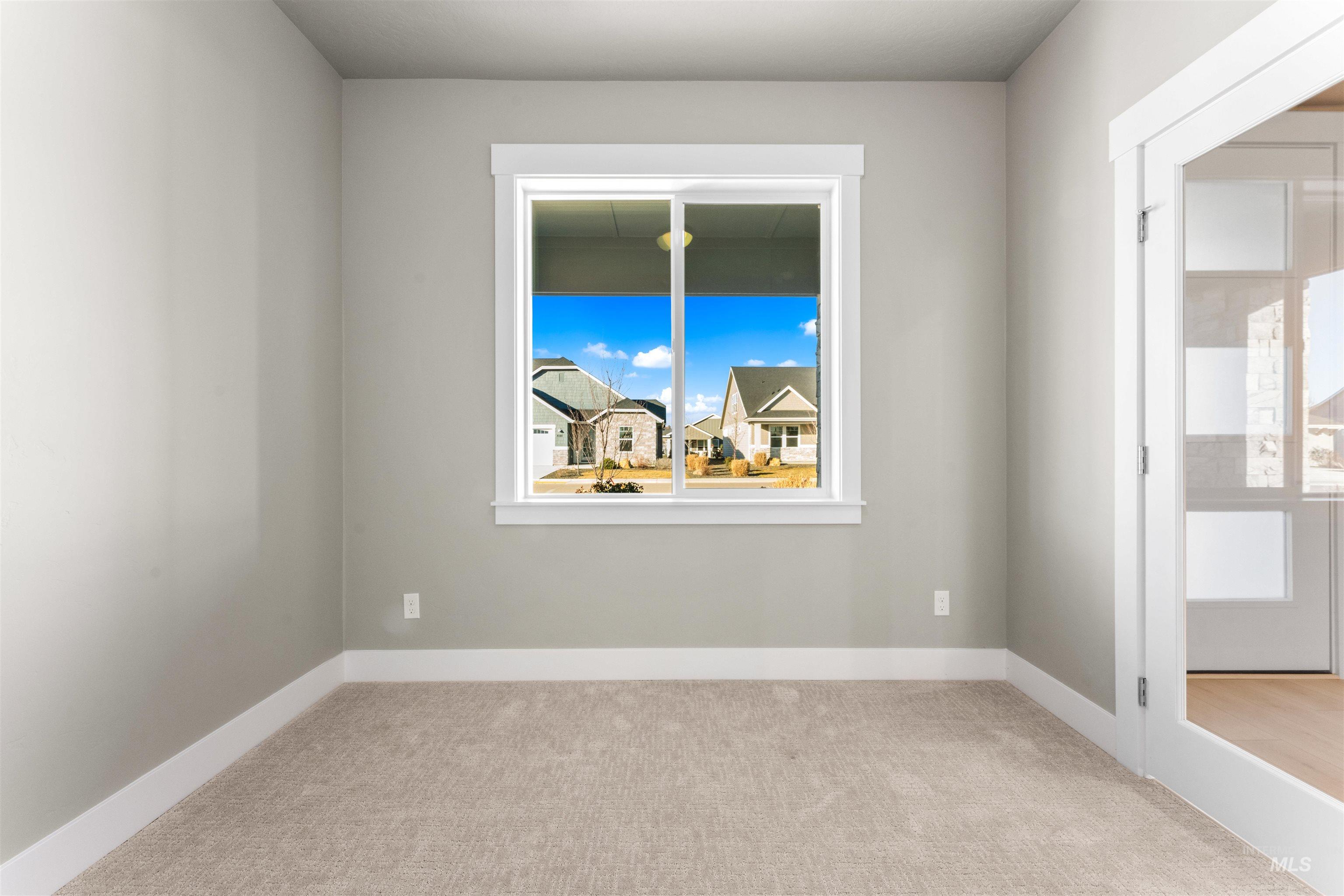 8035 Tandy Cove St Property Photo 3