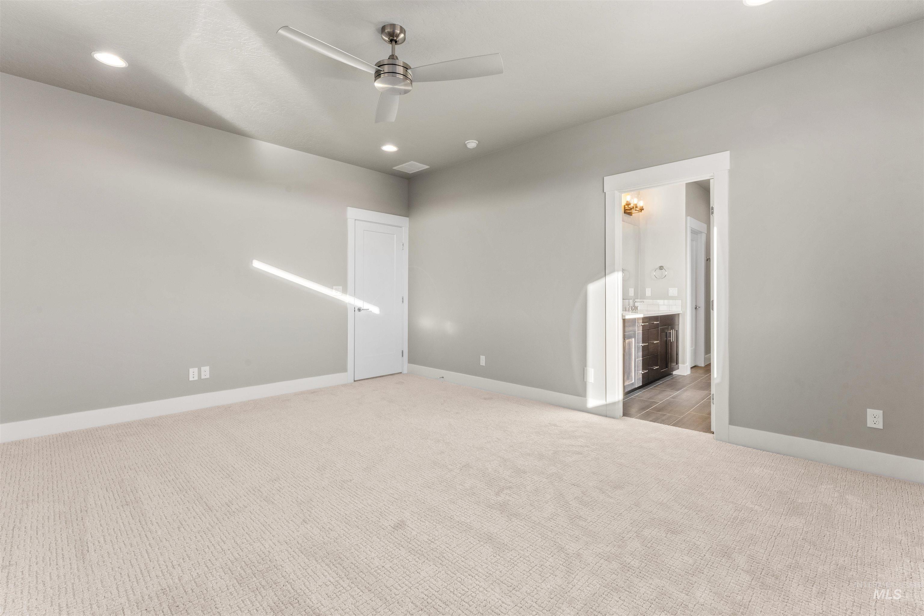 8035 Tandy Cove St Property Photo 23