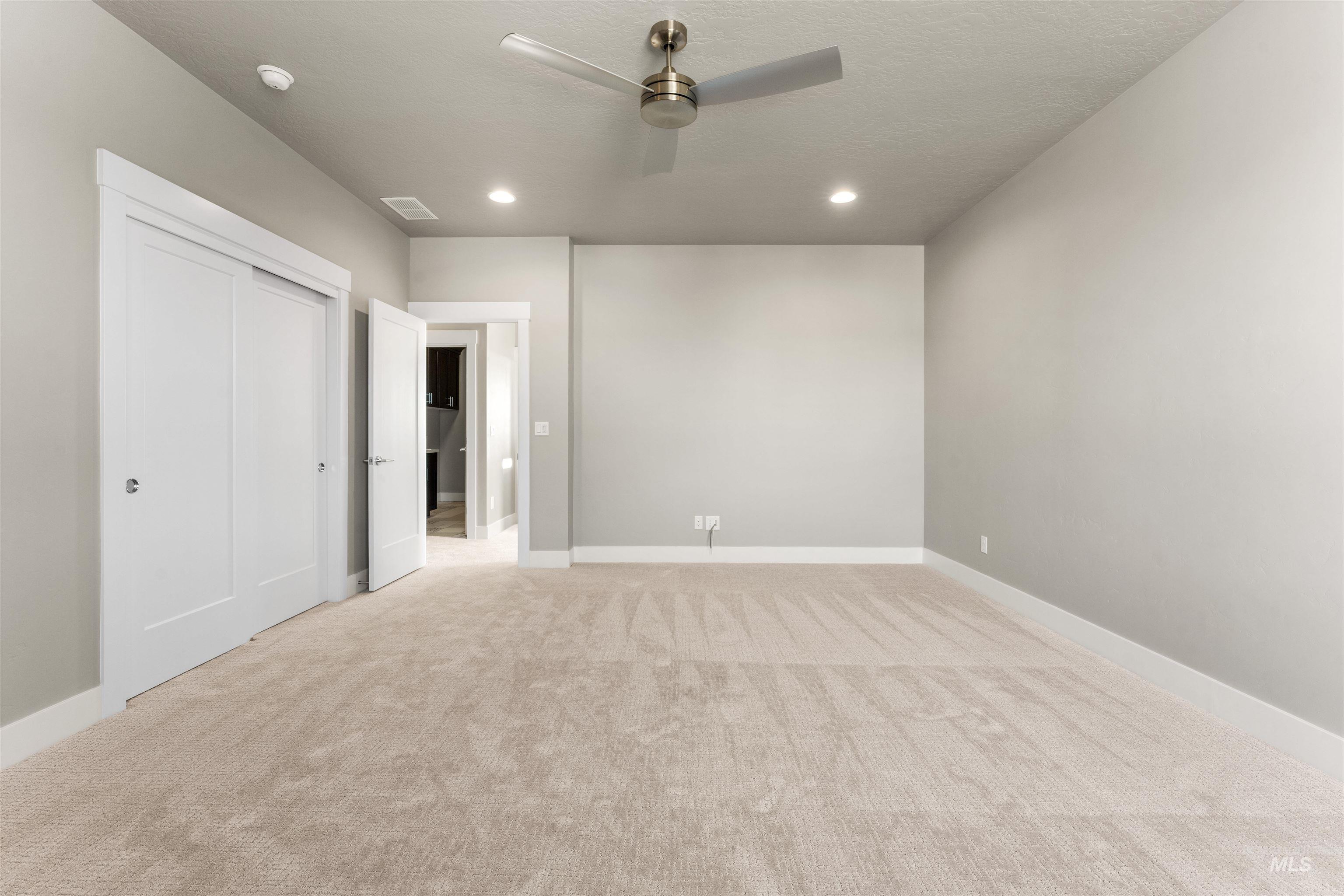 8035 Tandy Cove St Property Photo 29