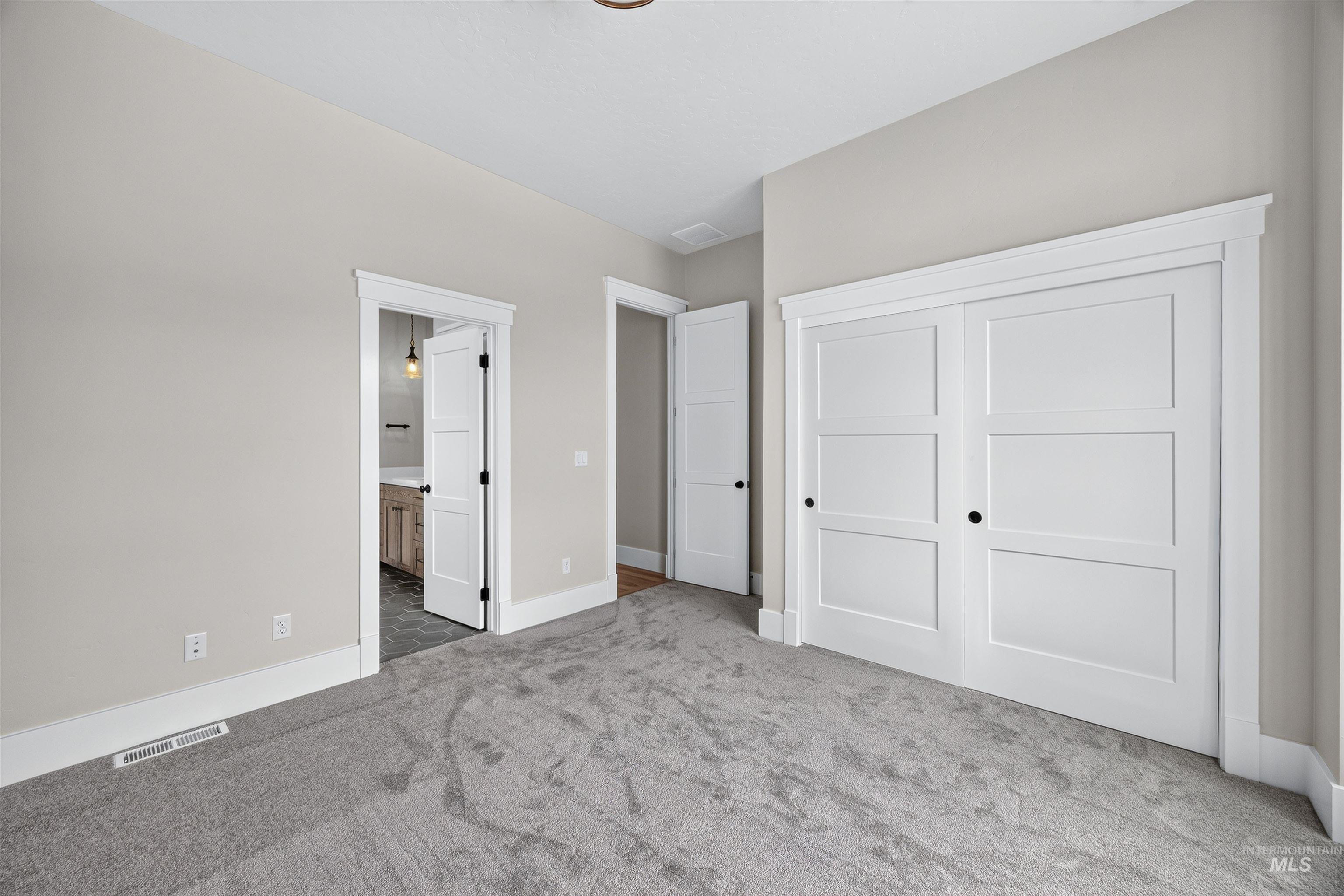 796 E Crescendo St Property Photo 35
