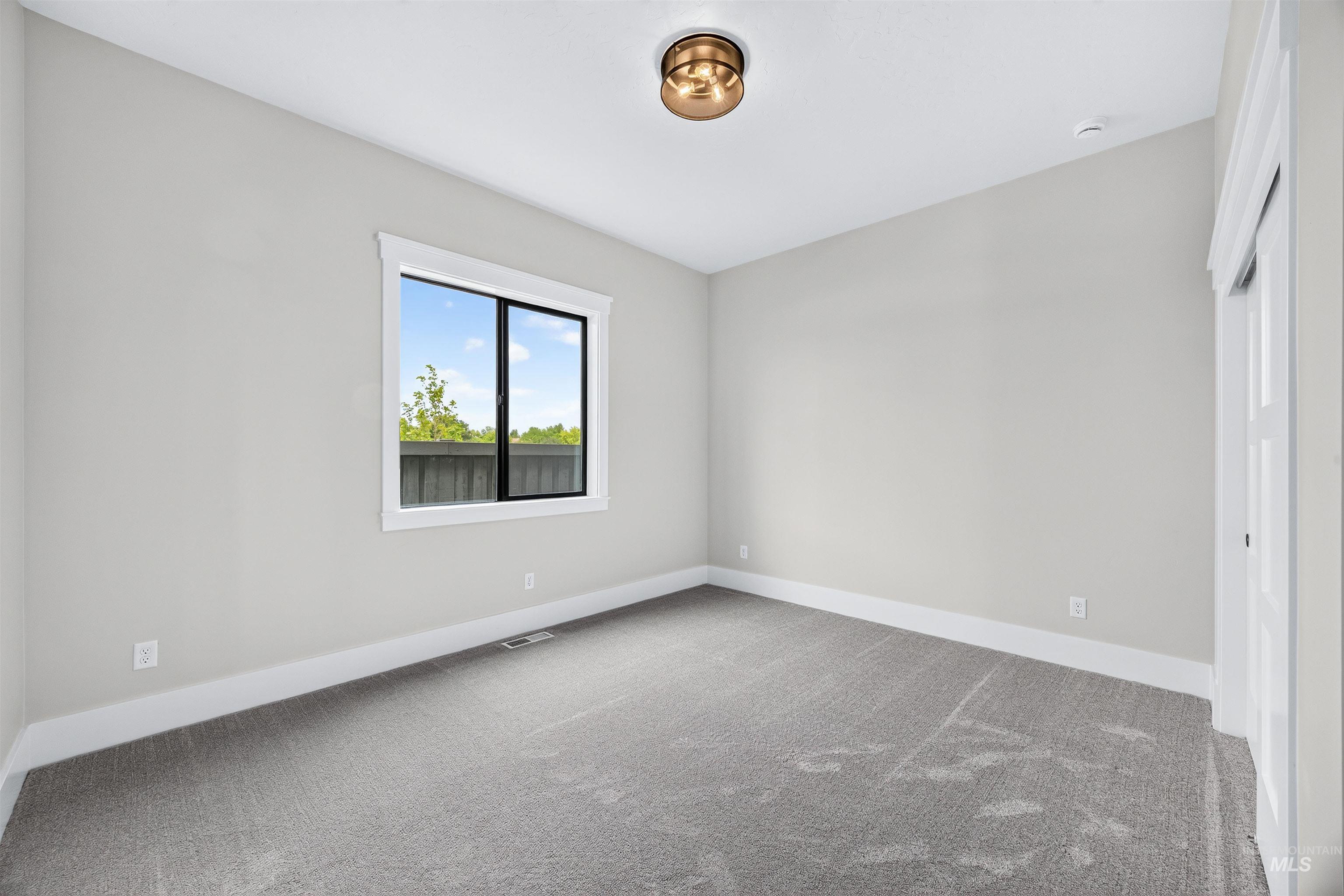 796 E Crescendo St Property Photo 38