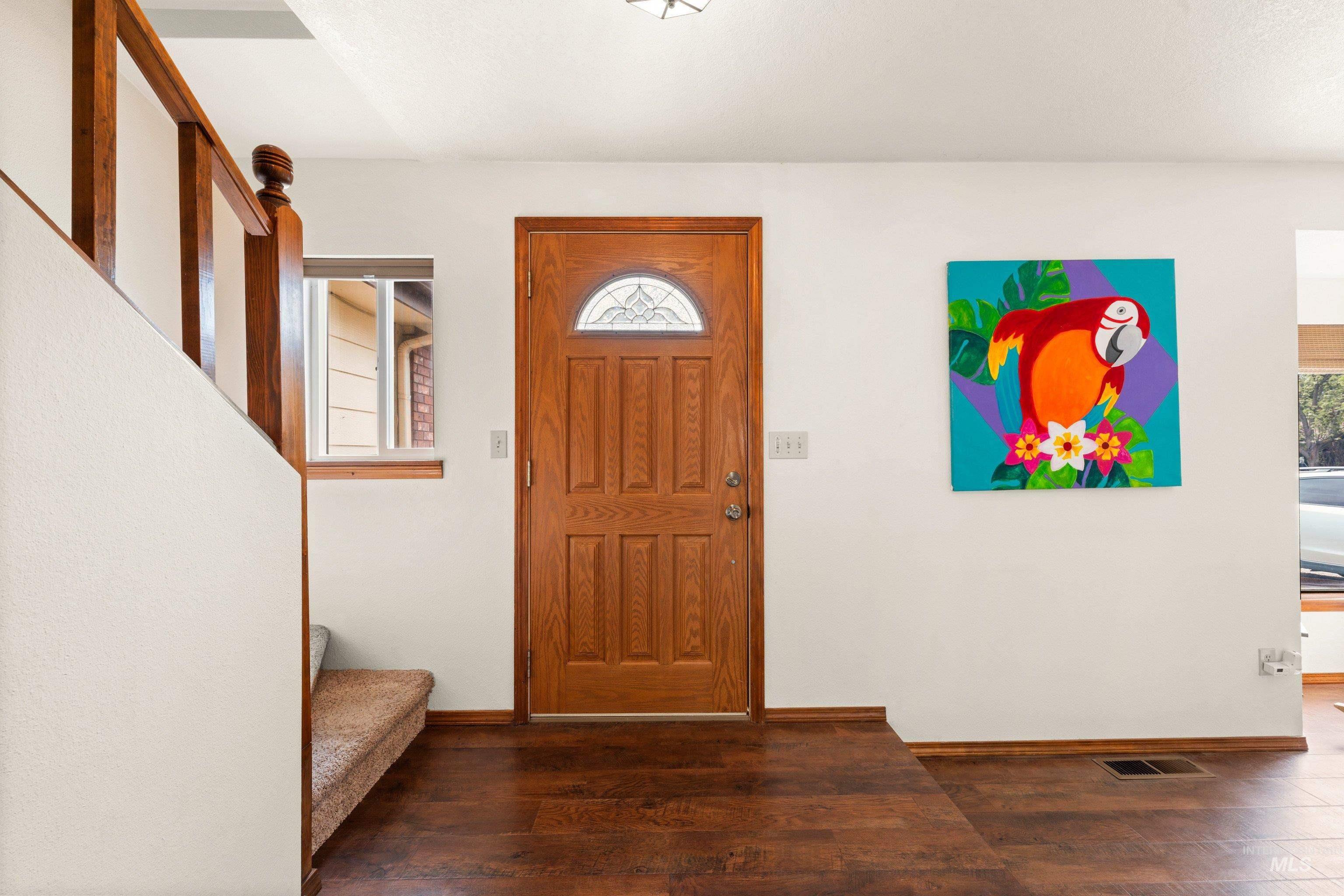 1921 N Incline Way Property Photo 7