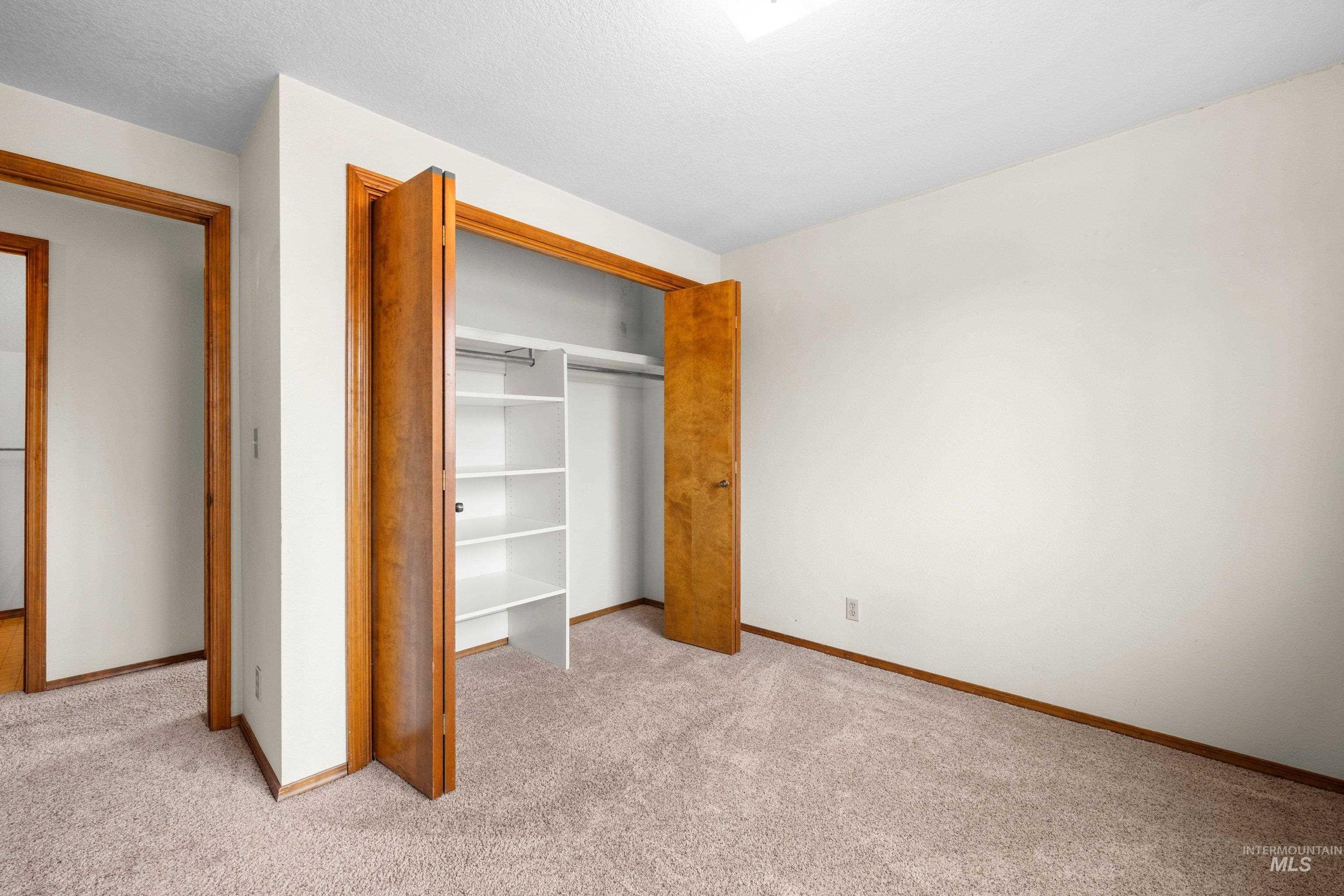 1921 N Incline Way Property Photo 37