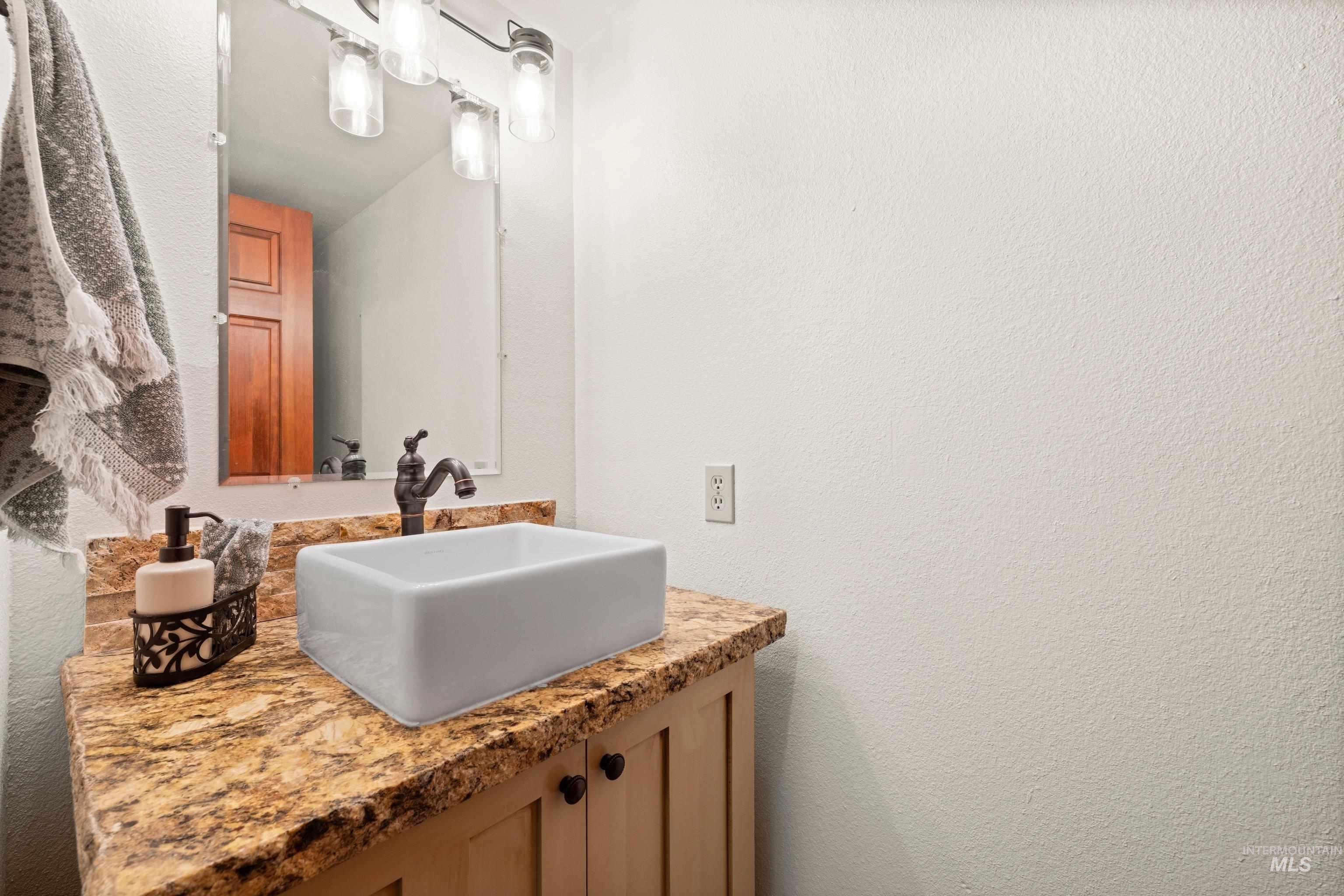 1921 N Incline Way Property Photo 43