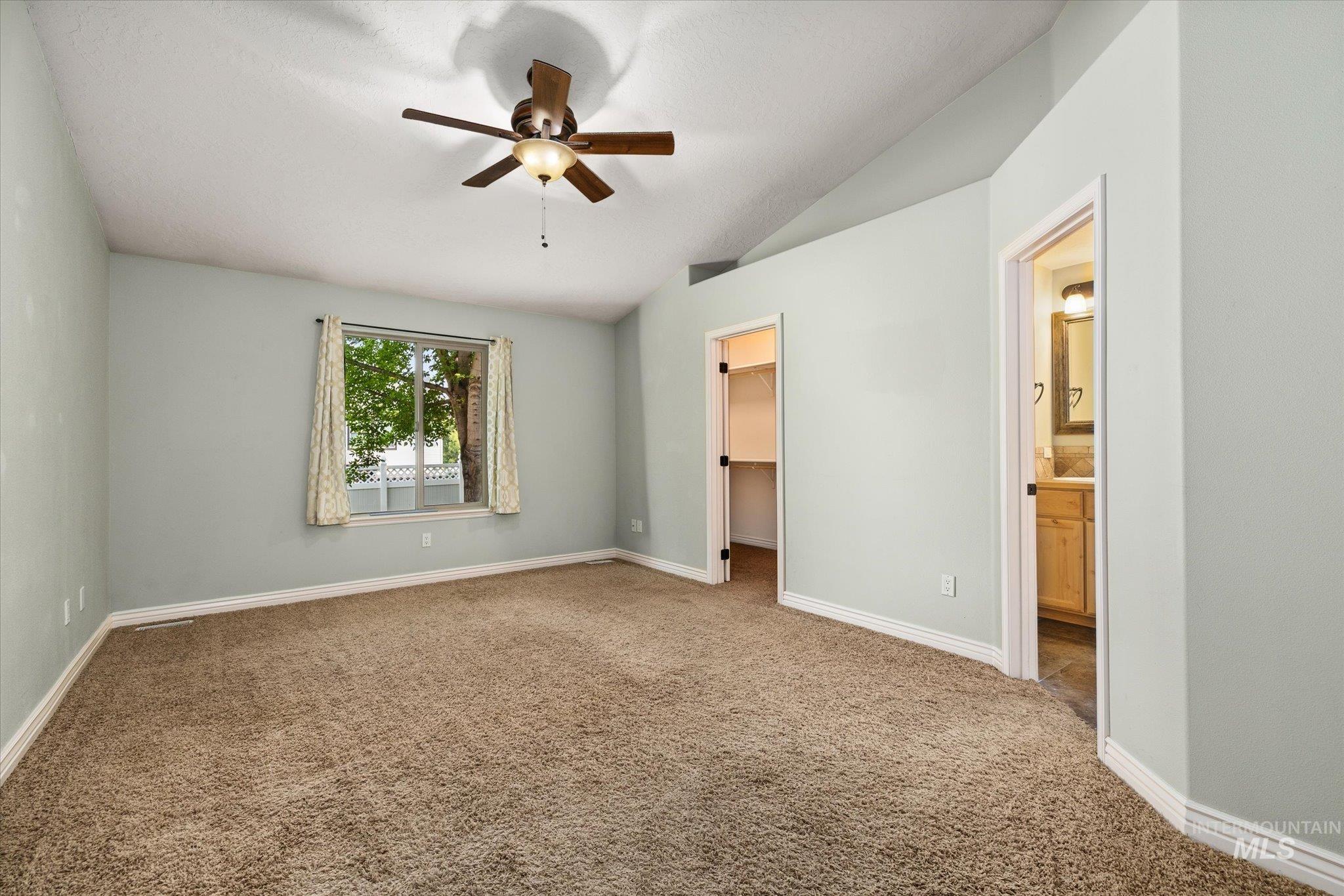 370 S Schober Loop Property Photo 15