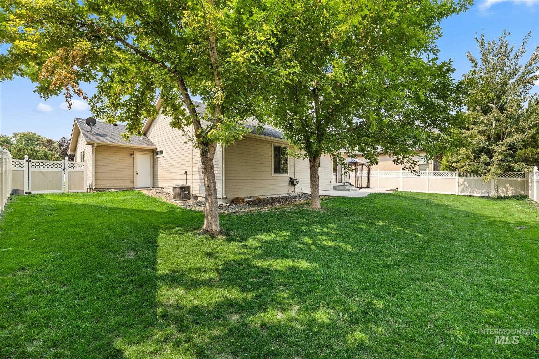 370 S Schober Loop Property Photo 29