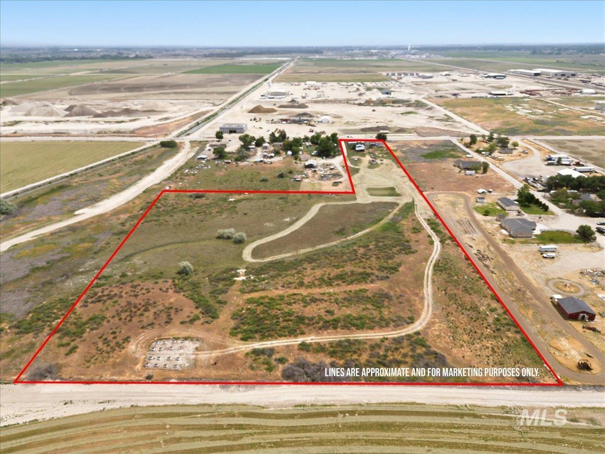 20873 Pinto Property Photo 1